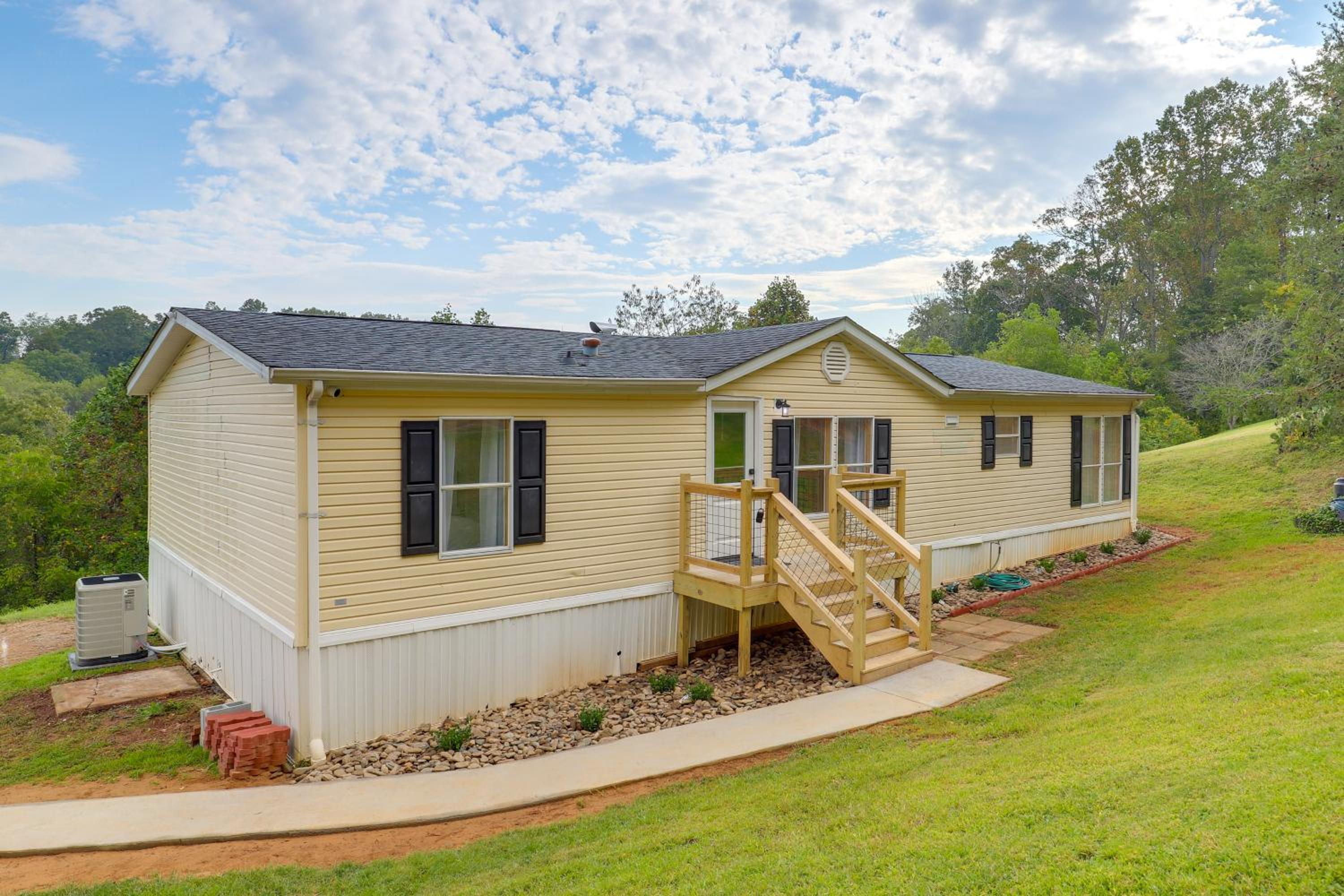 Deck with Mtn Views Family-Friendly Asheville Home!