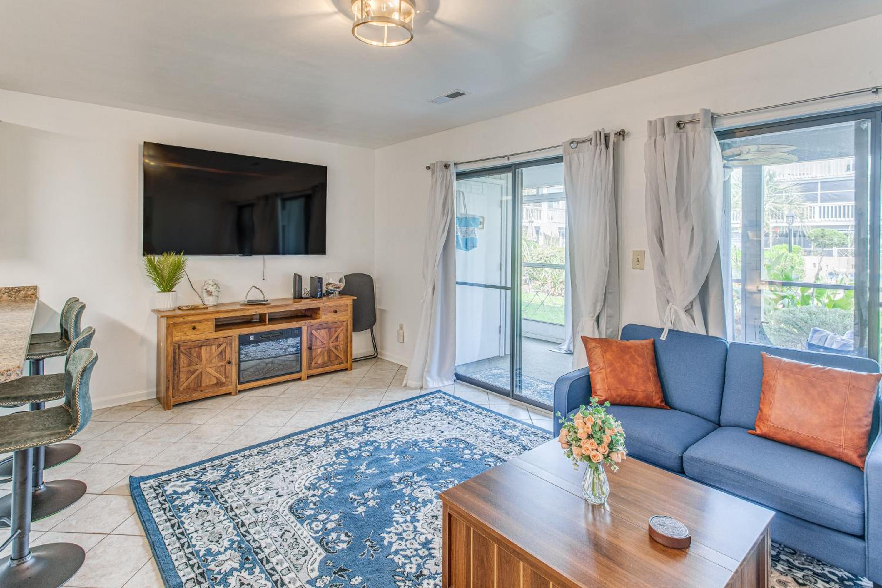 4 Mi to Beach Unit with Pool Access in Little River