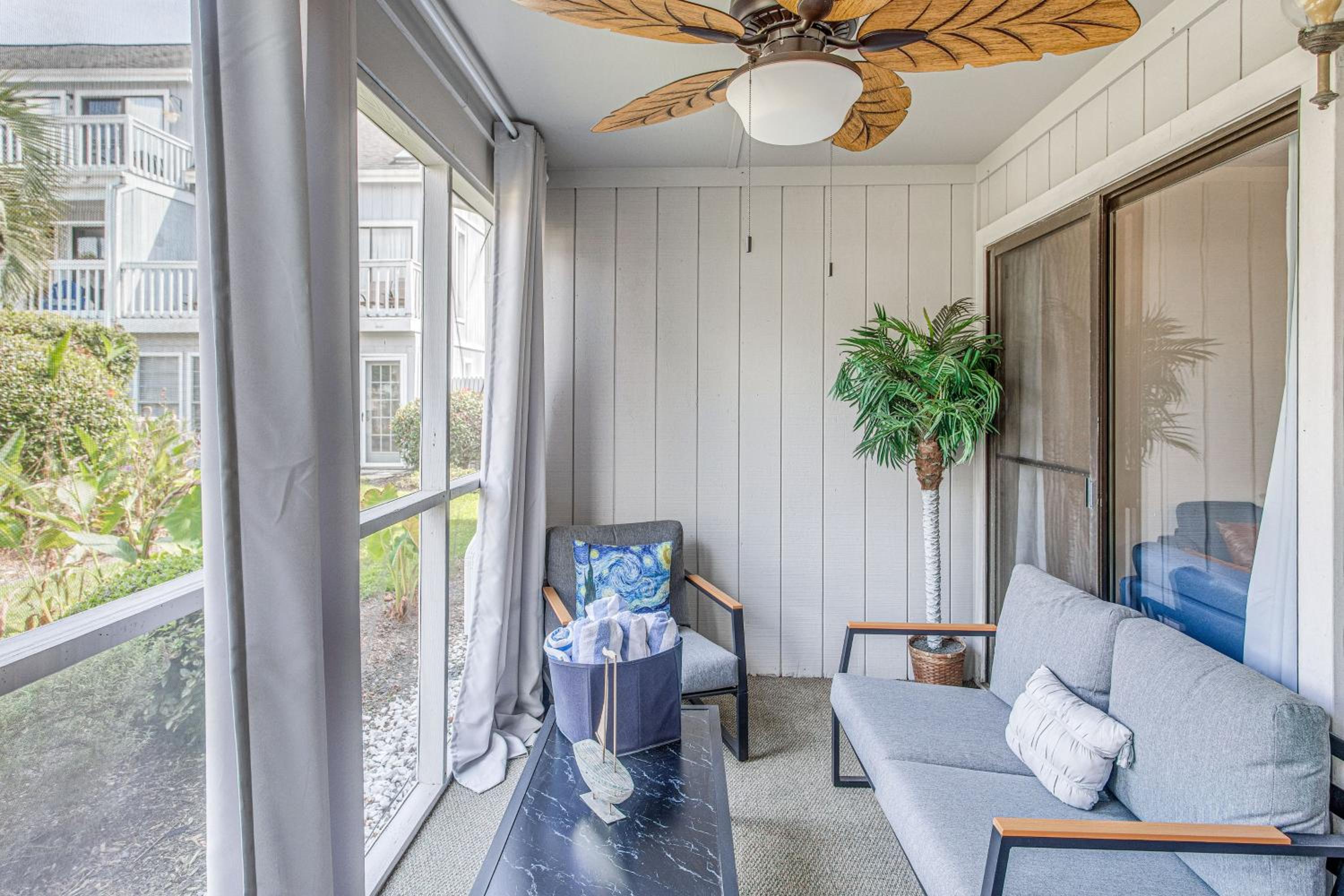 4 Mi to Beach Unit with Pool Access in Little River