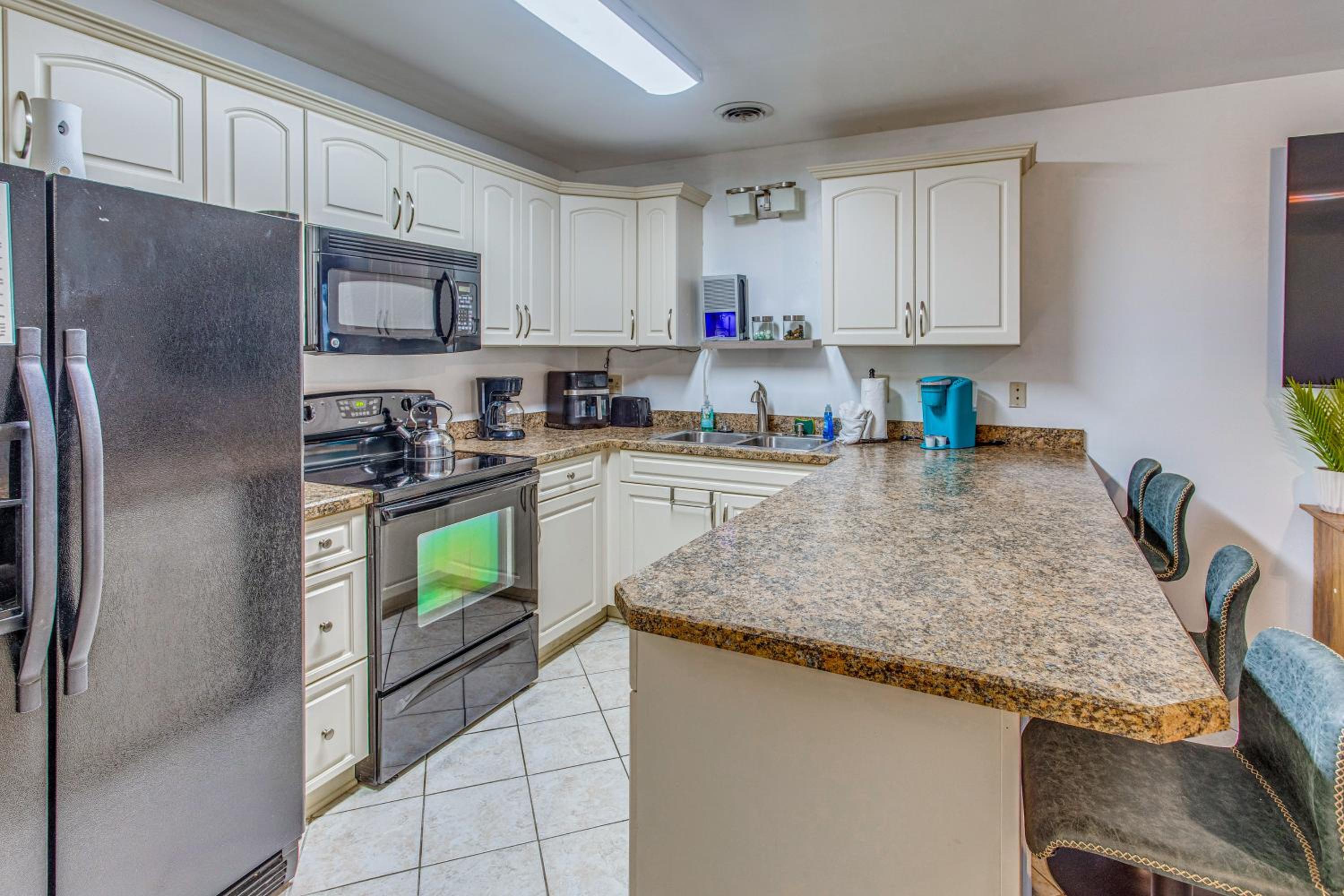 4 Mi to Beach Unit with Pool Access in Little River