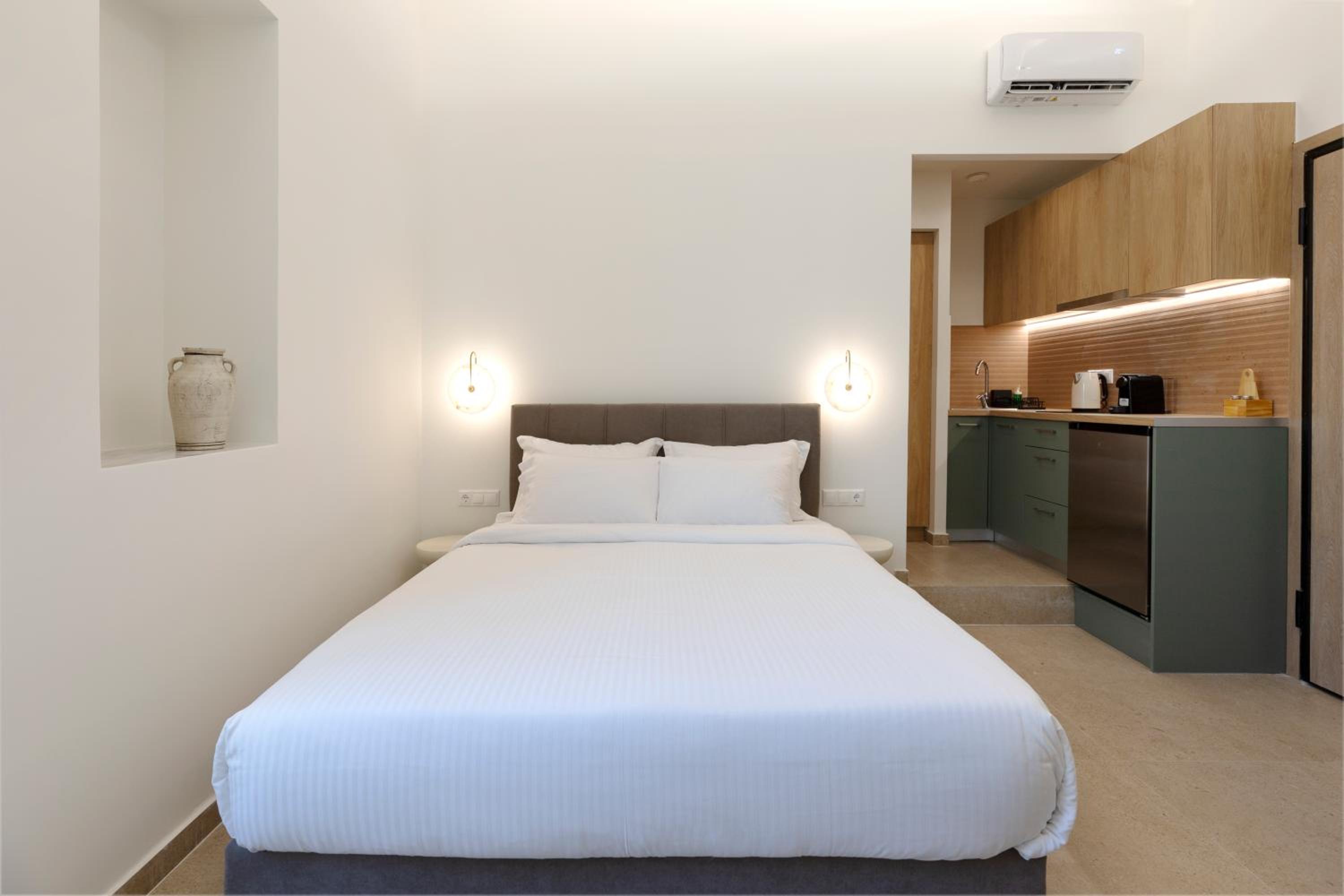 AthenianNest Asomaton Boutique Studio in Psyrri near Acropolis