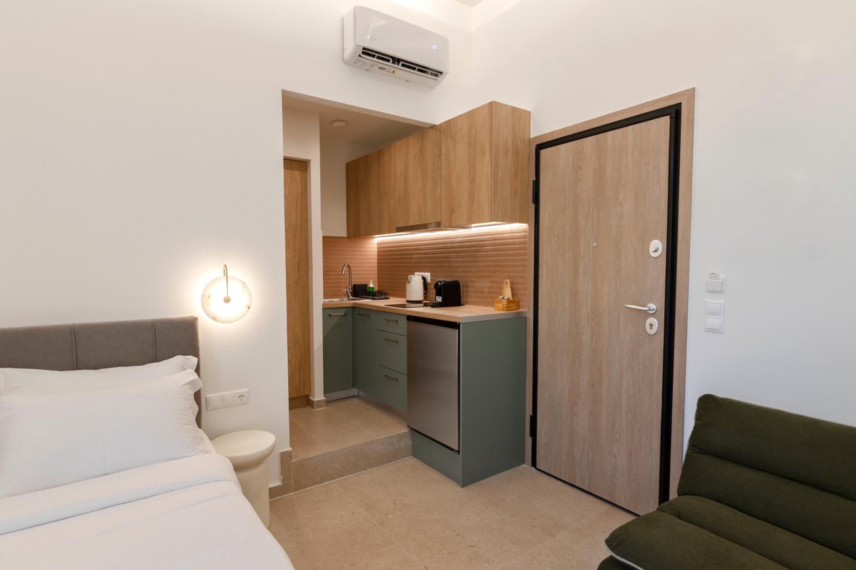 AthenianNest Asomaton Boutique Studio in Psyrri near Acropolis