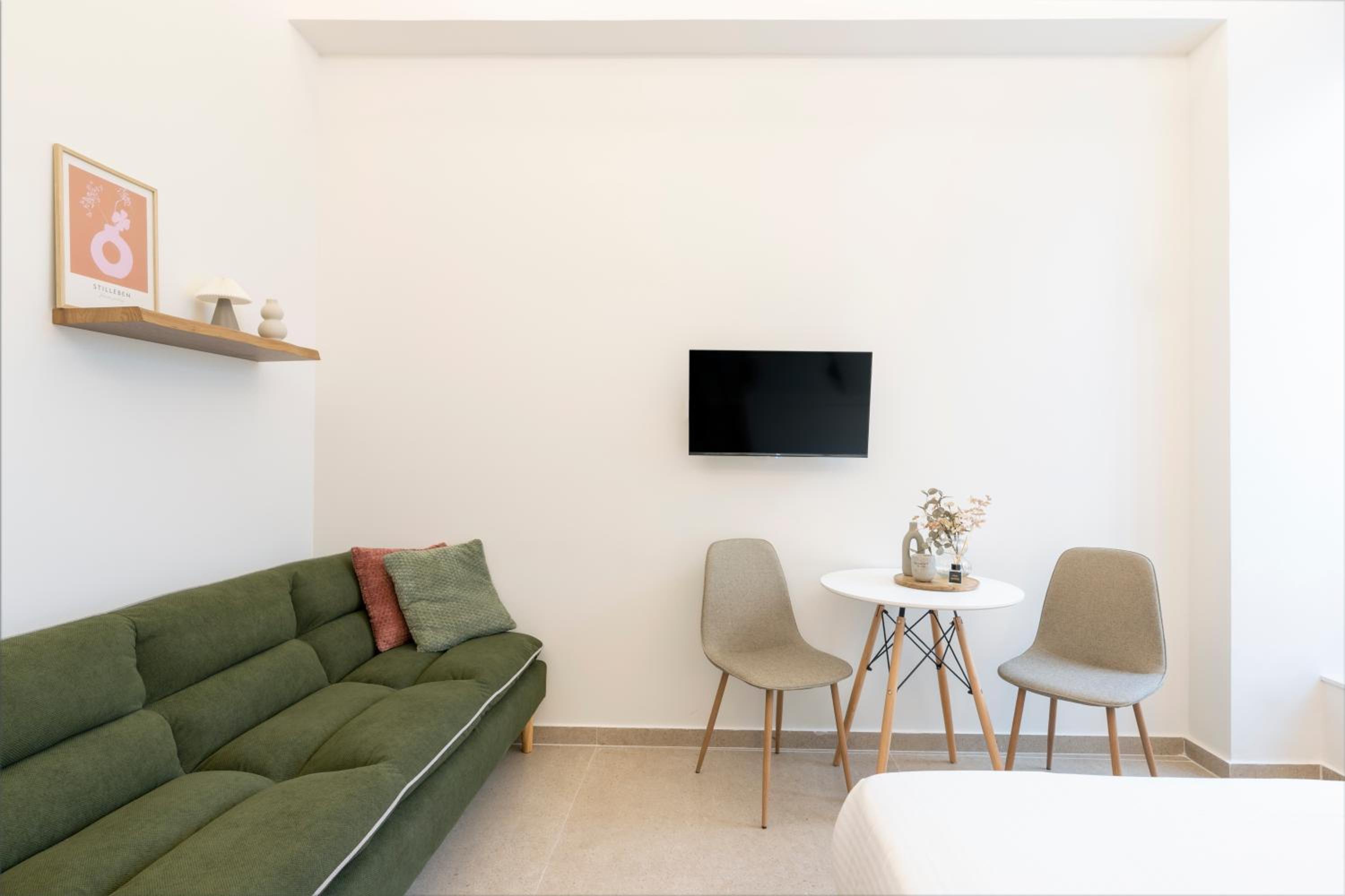 AthenianNest Asomaton Boutique Studio in Psyrri near Acropolis