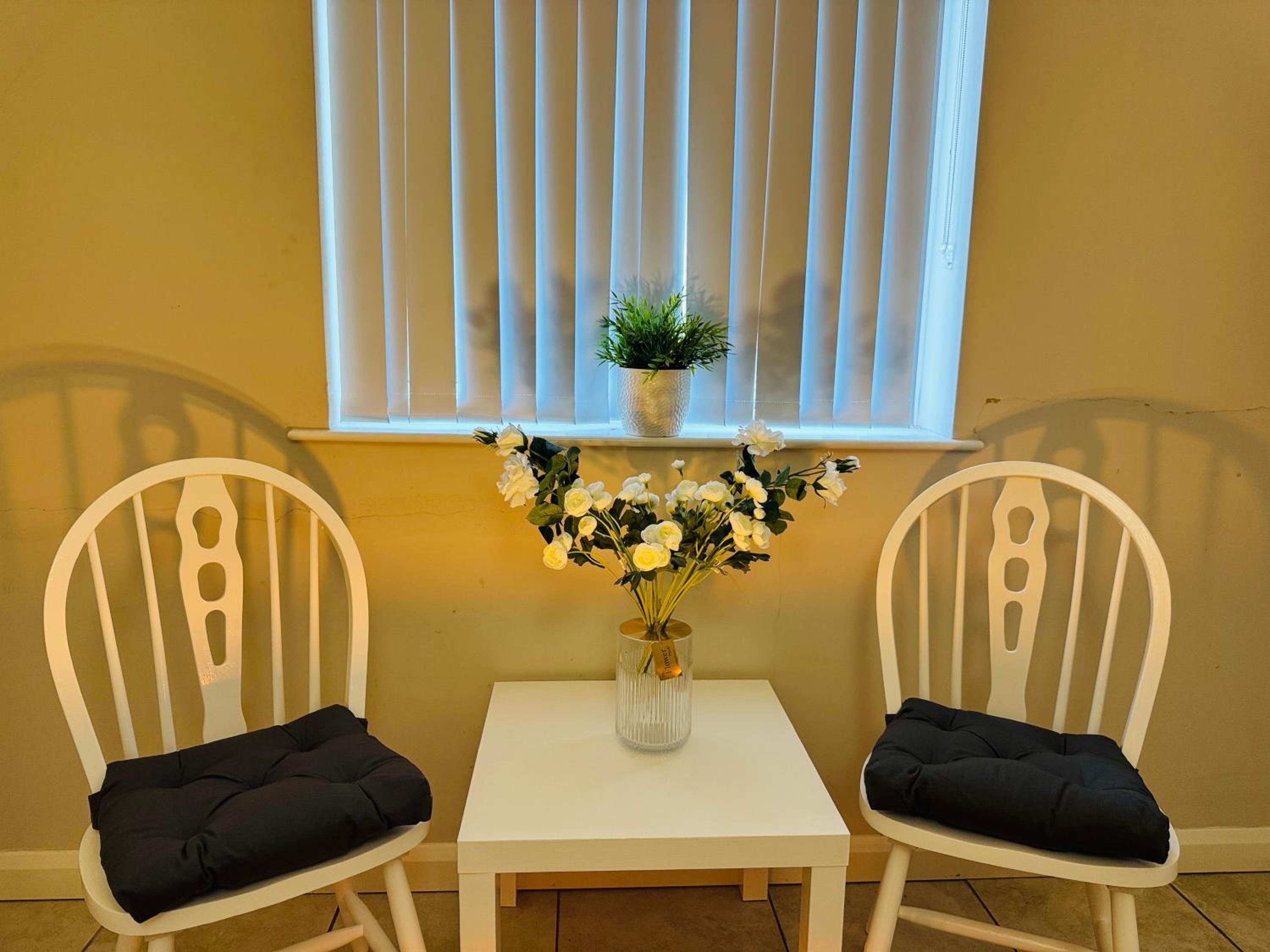 GrandCentral Stays-Large Room Near City Centre