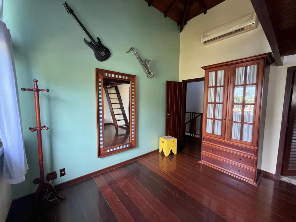 Exclusiva casa em Geriba com vista para o mar