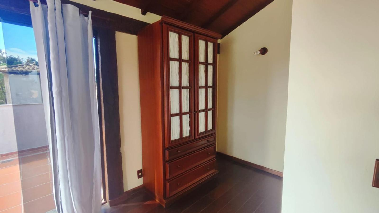 Exclusiva casa em Geriba com vista para o mar