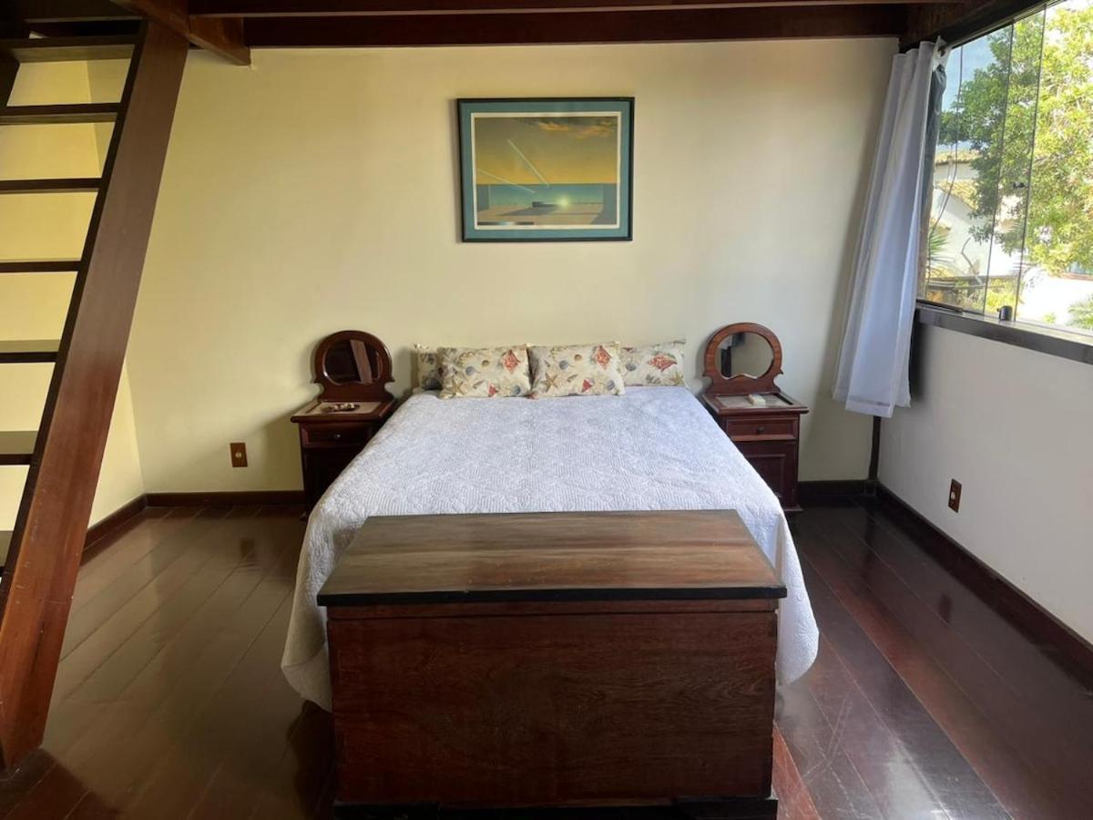 Exclusiva casa em Geriba com vista para o mar