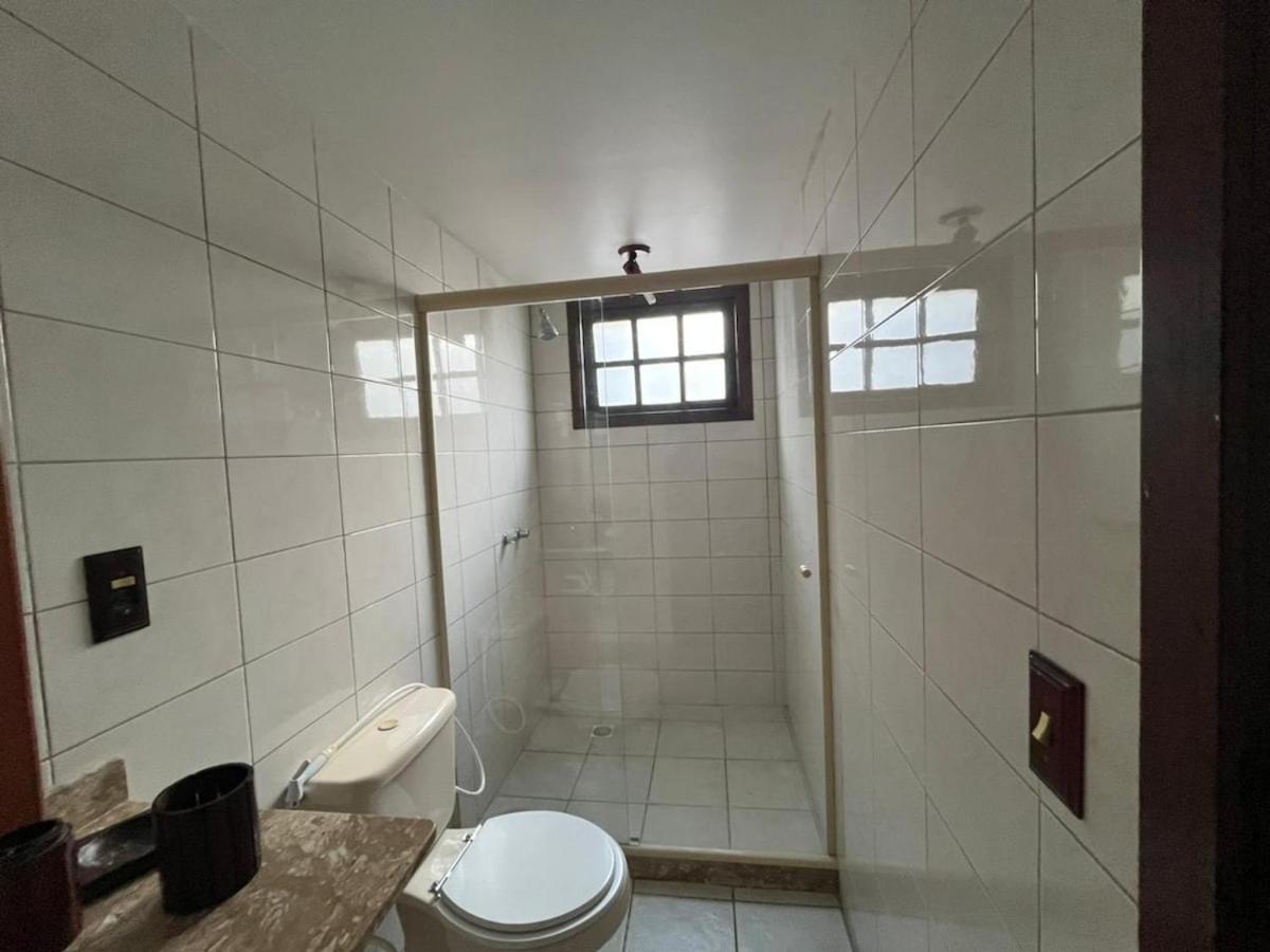 Exclusiva casa em Geriba com vista para o mar