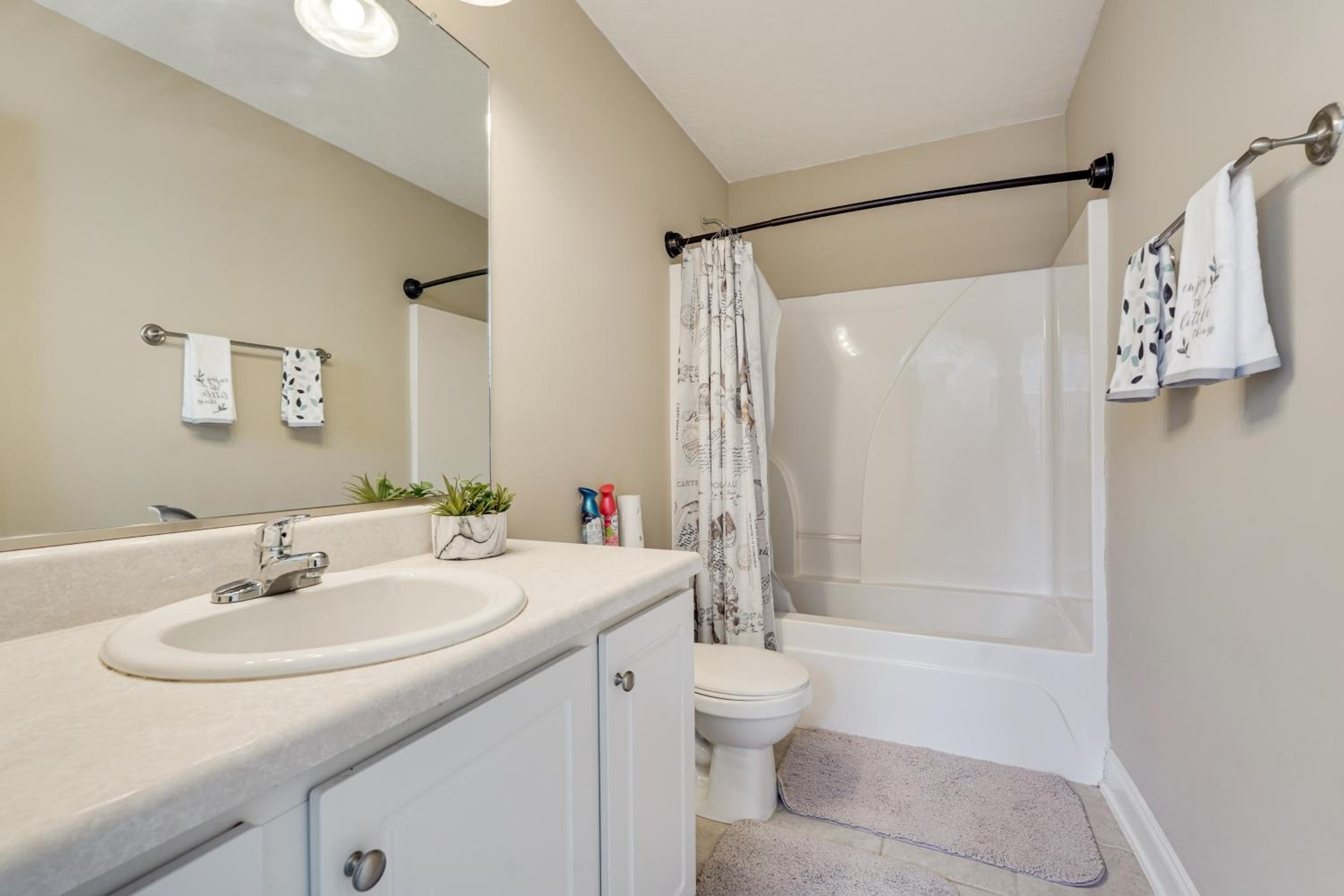14 Mi to Augusta! Family Home with Pet-Friendly Yard