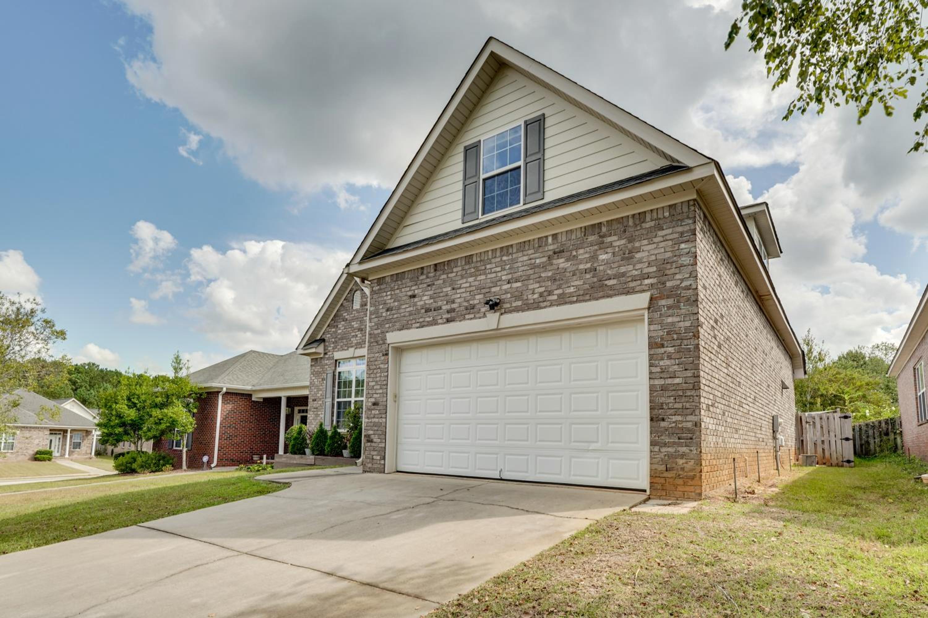 14 Mi to Augusta! Family Home with Pet-Friendly Yard