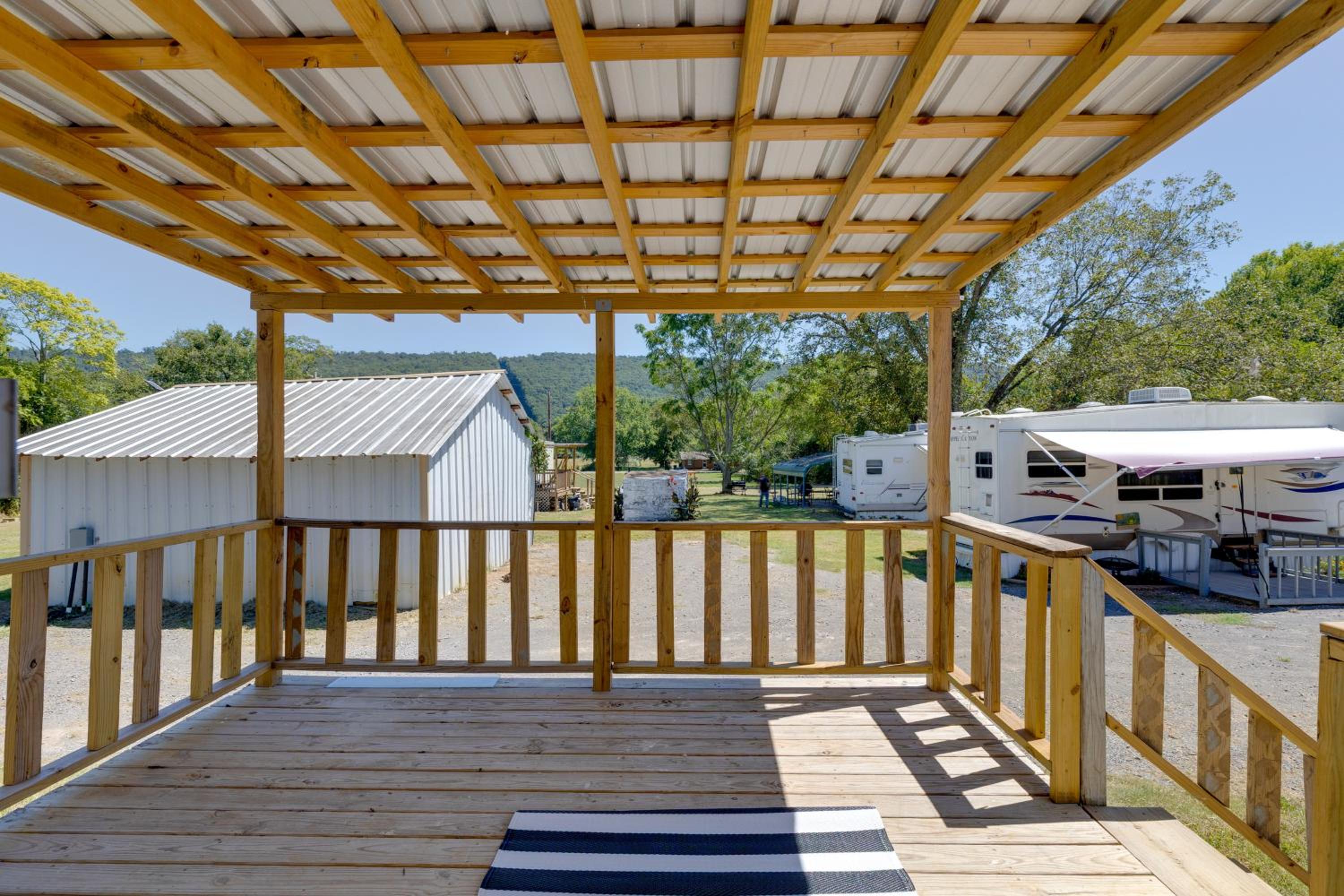 Fish and Explore Wooded Lake Guntersville Retreat