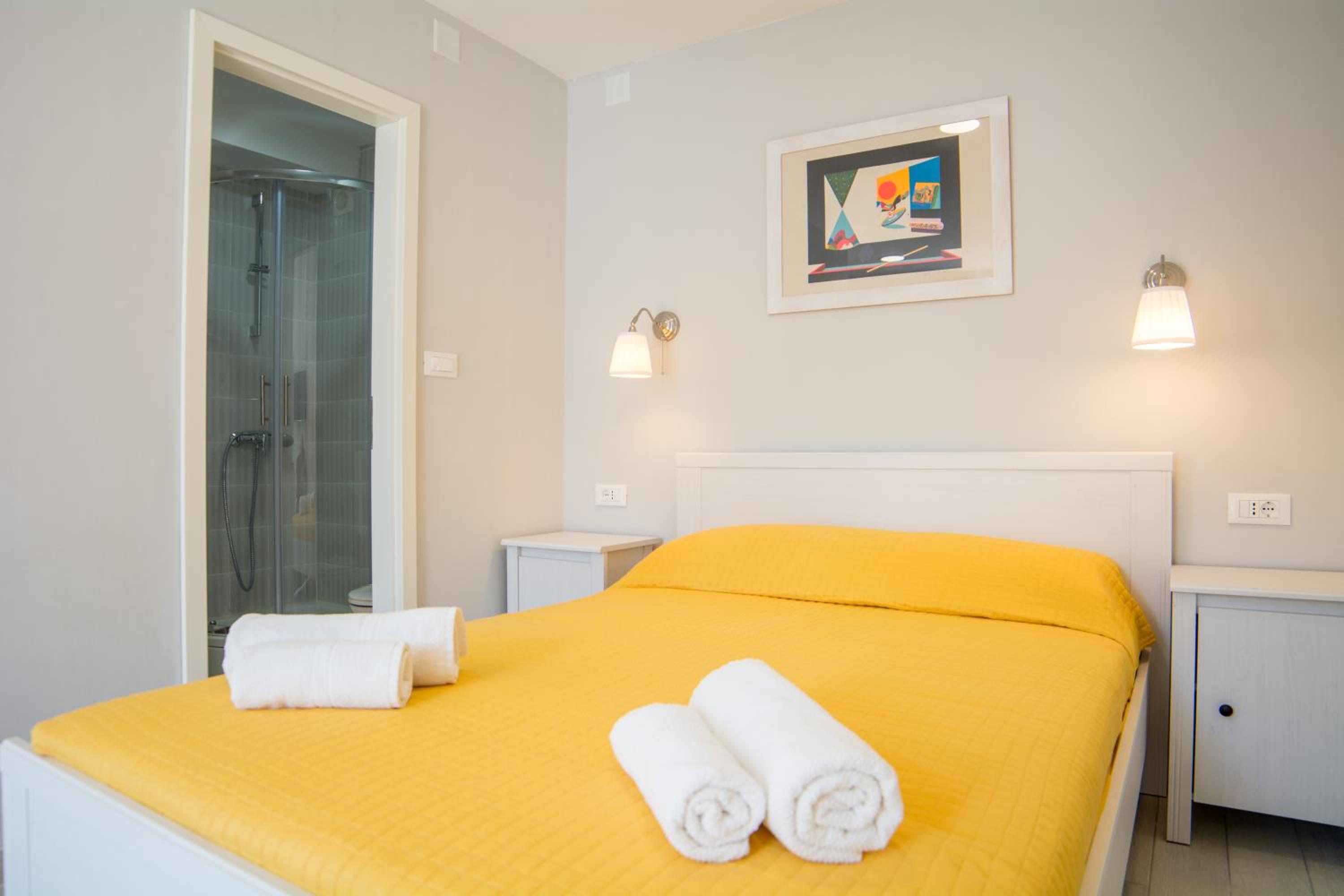 Zara Apartments