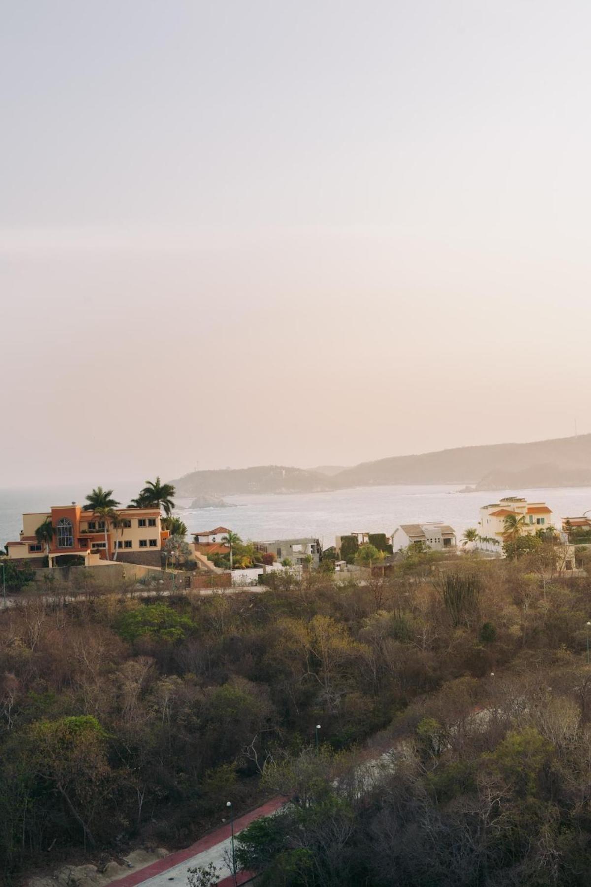Palmas Apartment with Private Pool in Huatulco Bays
