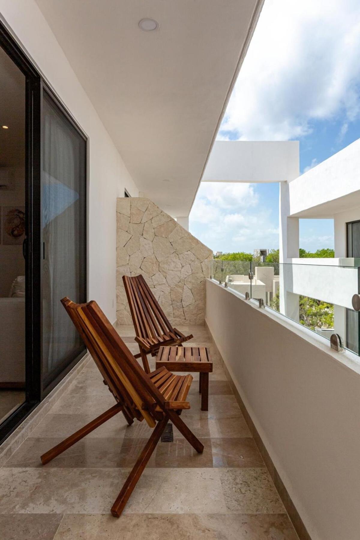 Modern Apartment with Pool in Tulum, 1 Bedroom