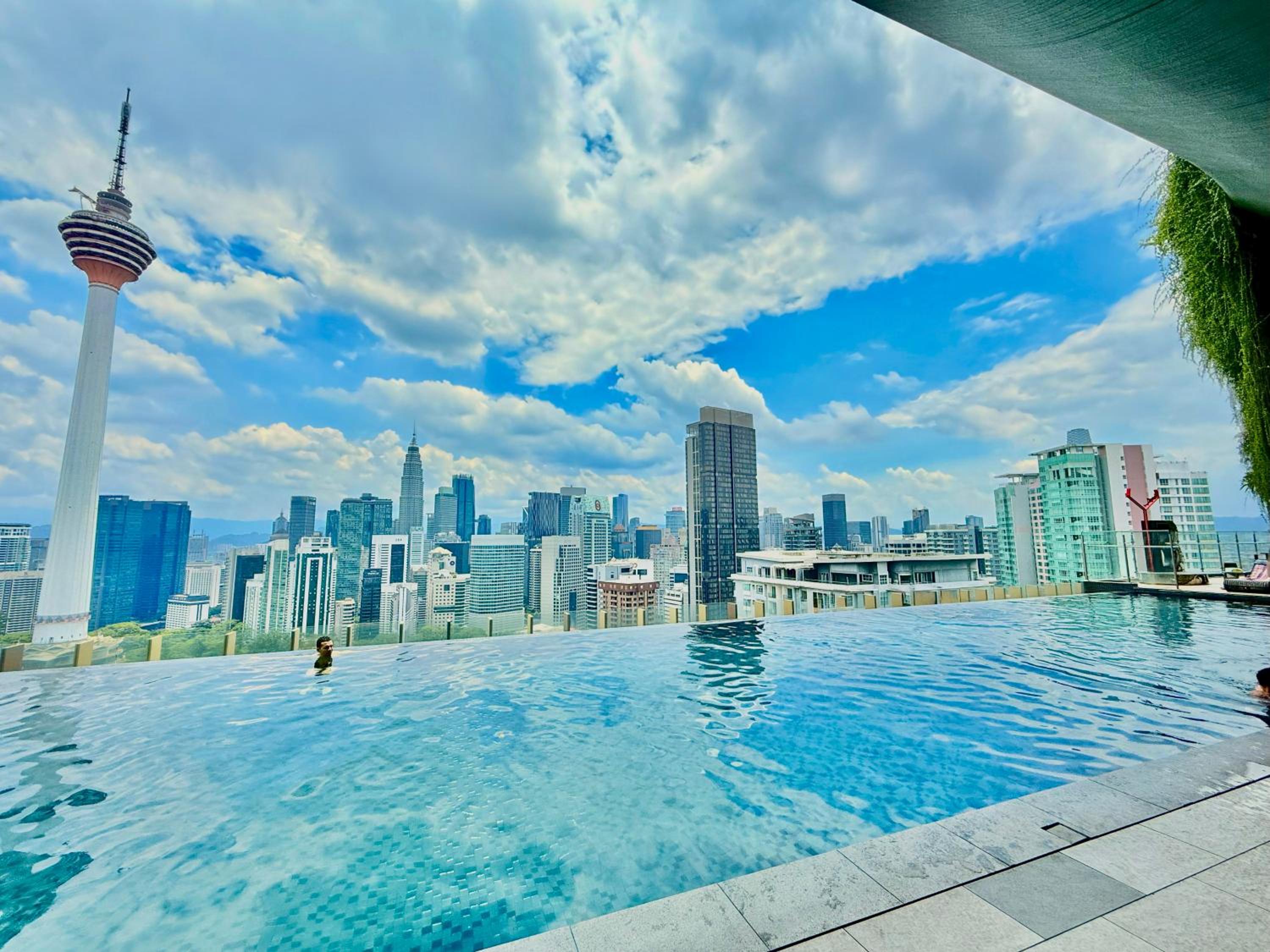 Ceylonz Suites KLCC by Purple Orchid