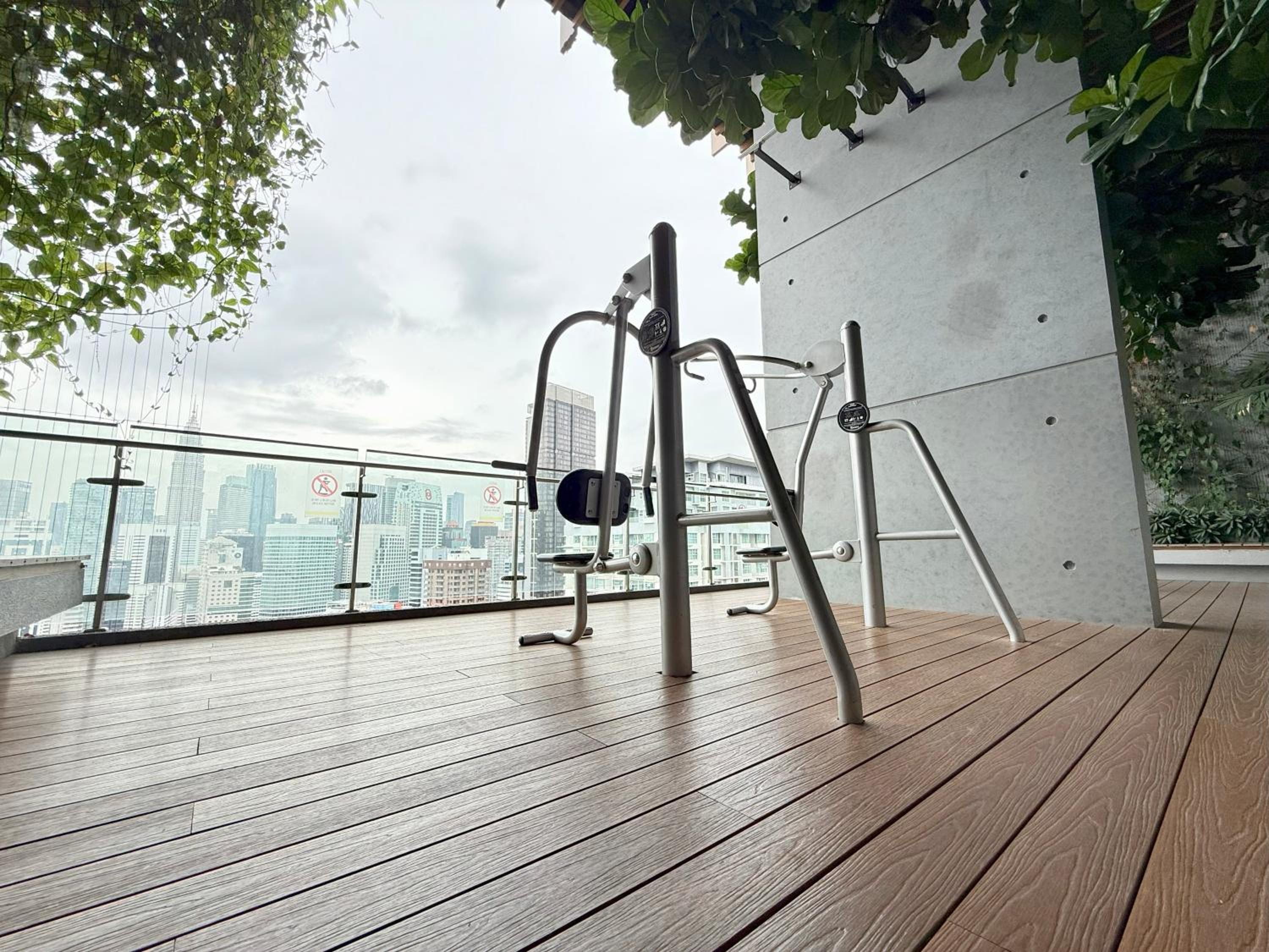 Ceylonz Suites KLCC by Purple Orchid