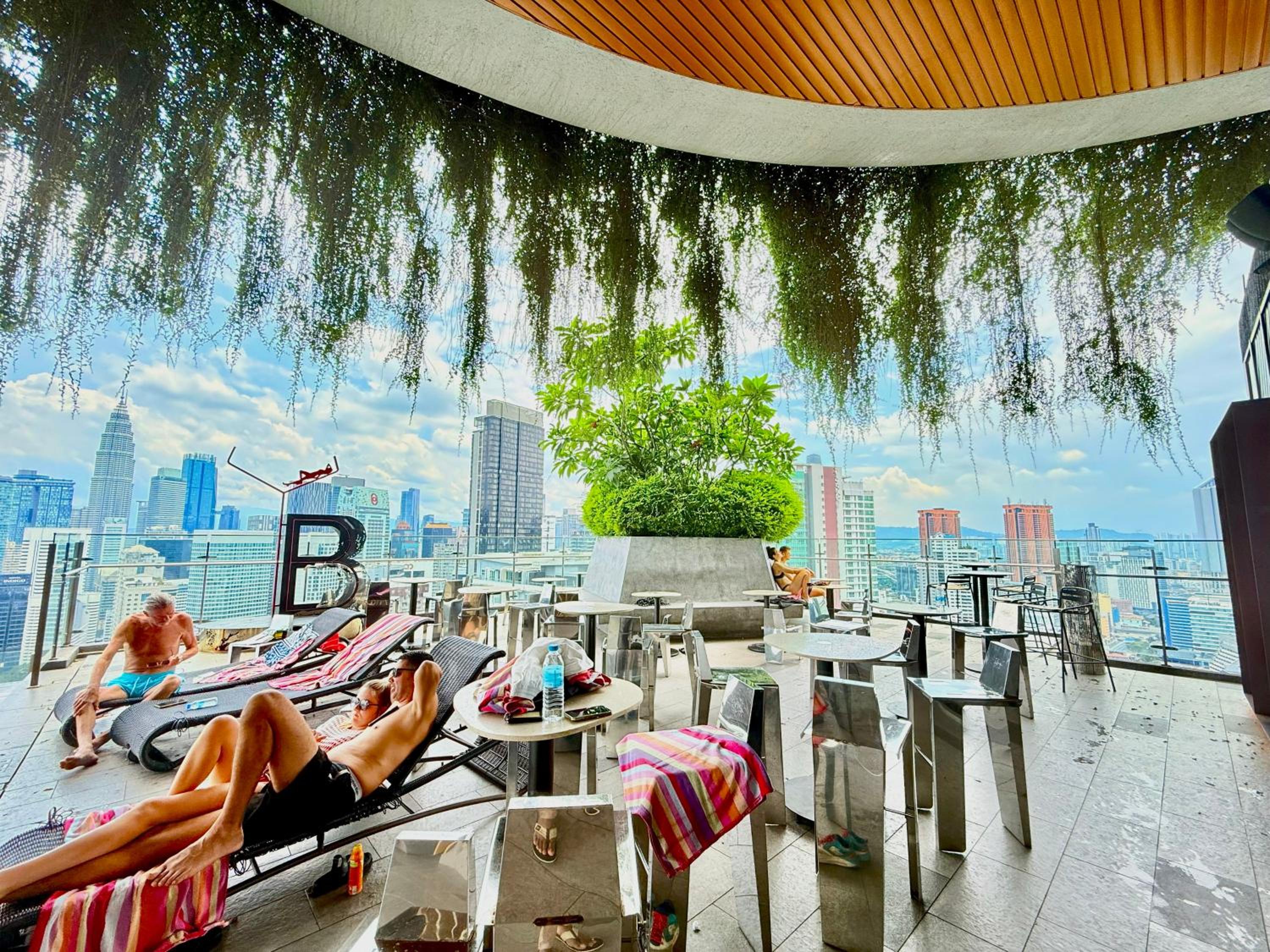 Ceylonz Suites KLCC by Purple Orchid