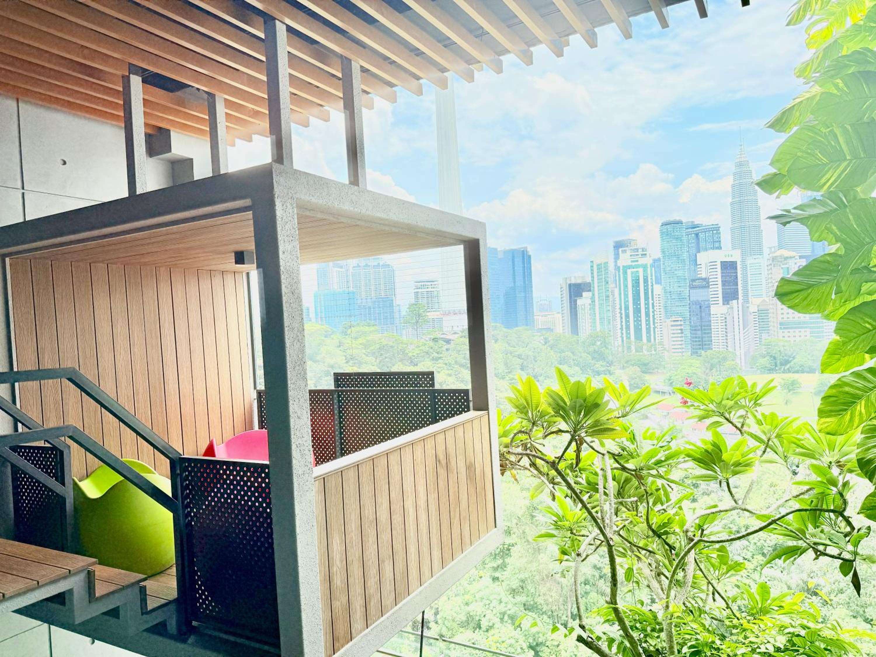 Ceylonz Suites KLCC by Purple Orchid