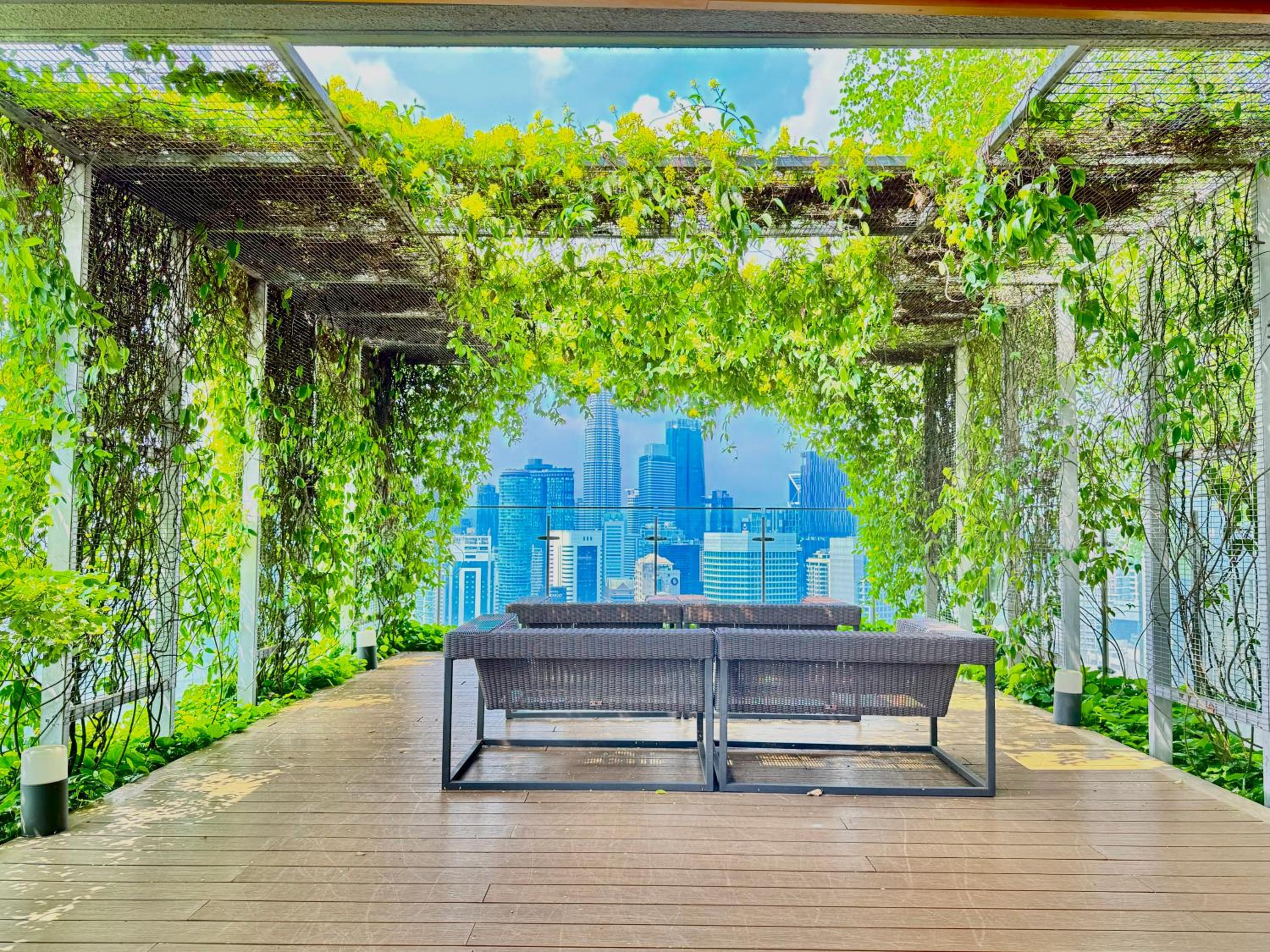 Ceylonz Suites KLCC by Purple Orchid