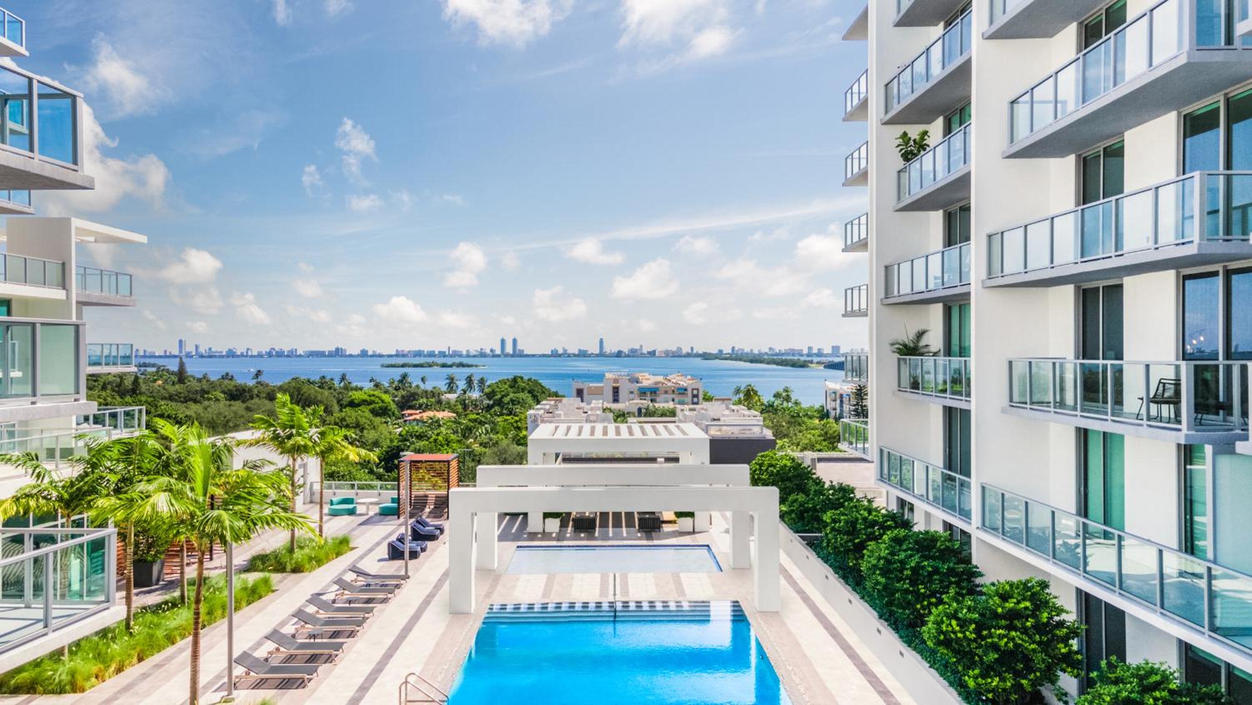 Luxe Condos - Miami Design District photo 2