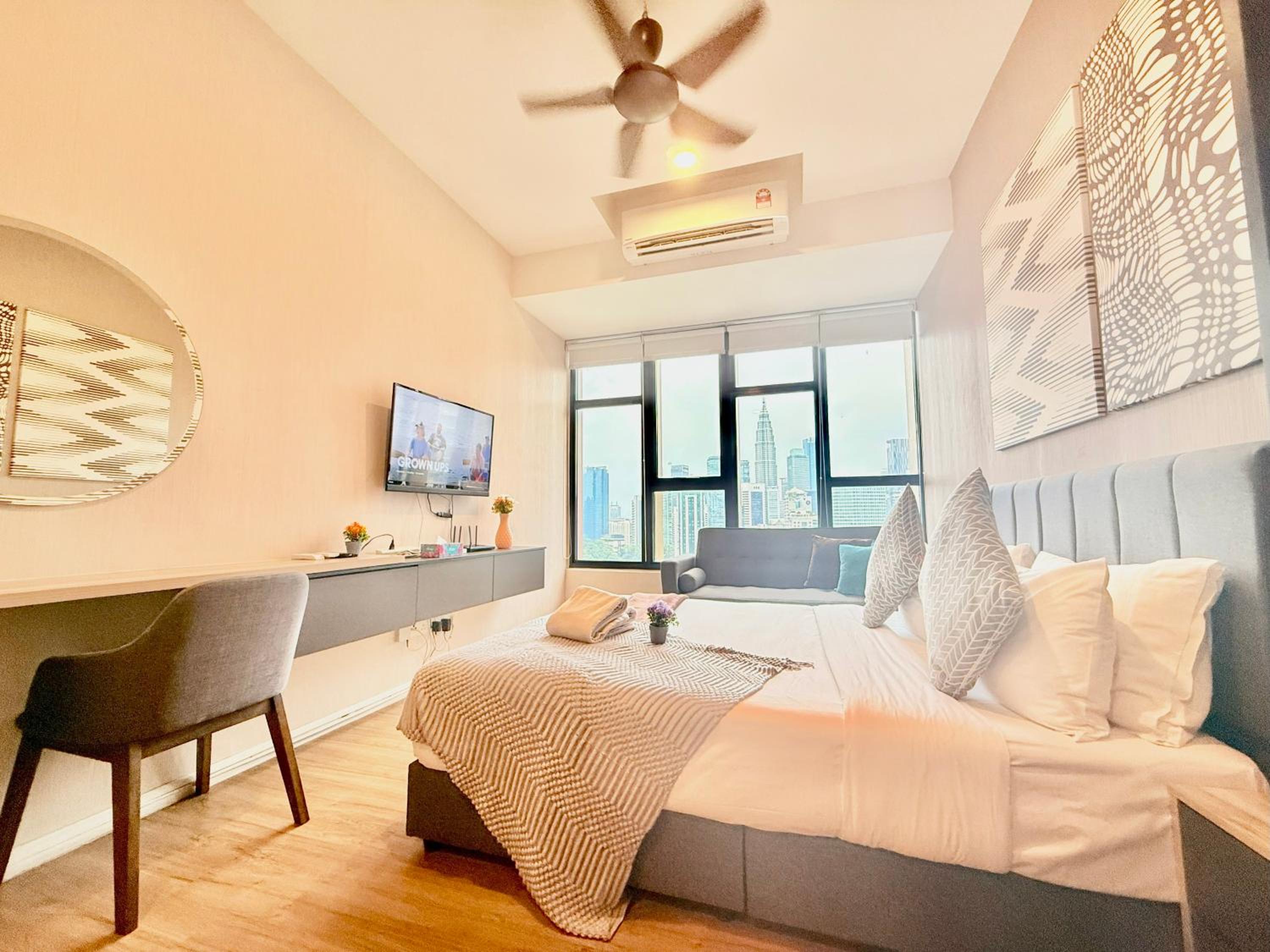 Ceylonz Suites KLCC by Purple Orchid