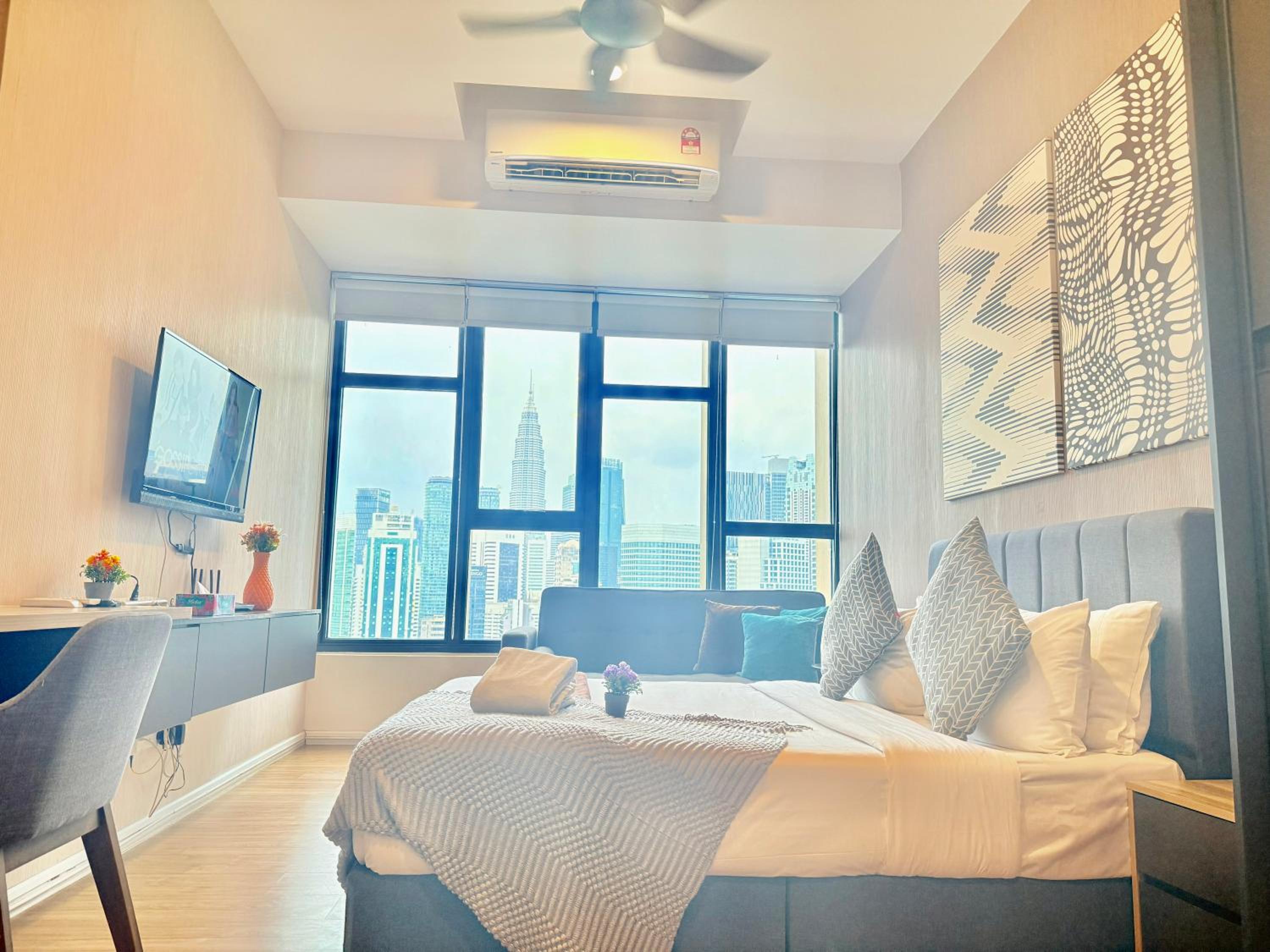 Ceylonz Suites KLCC by Purple Orchid