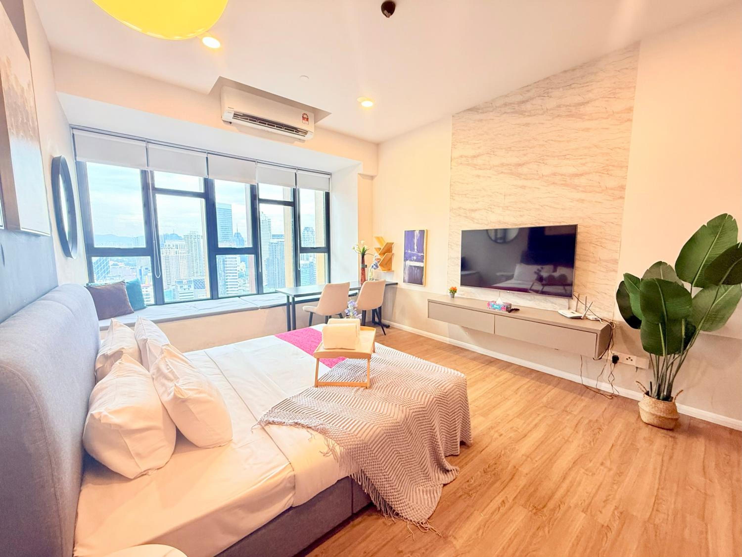 Ceylonz Suites KLCC by Purple Orchid