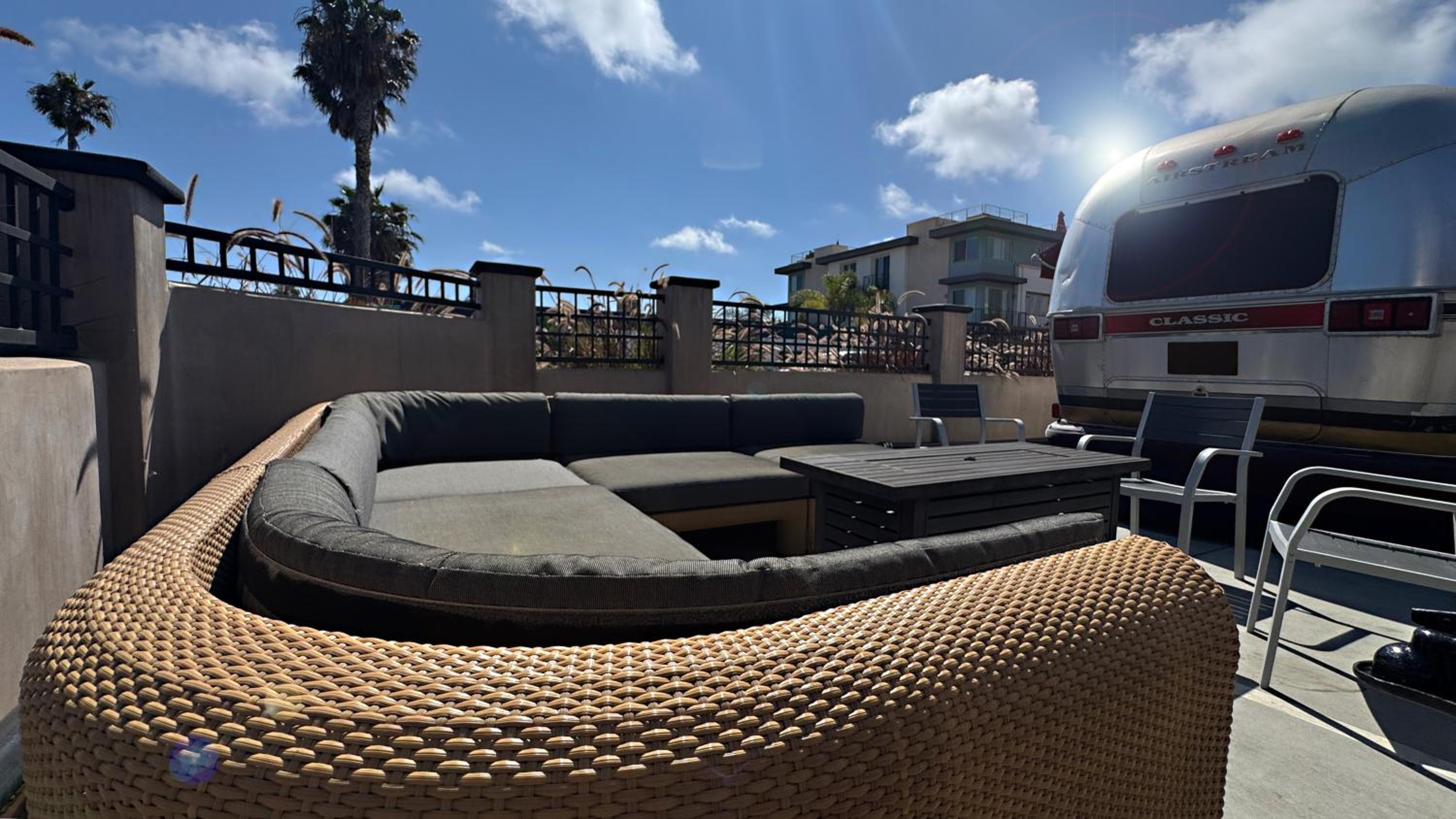 Retro Star-Wagon, Ocean Breez at Studios