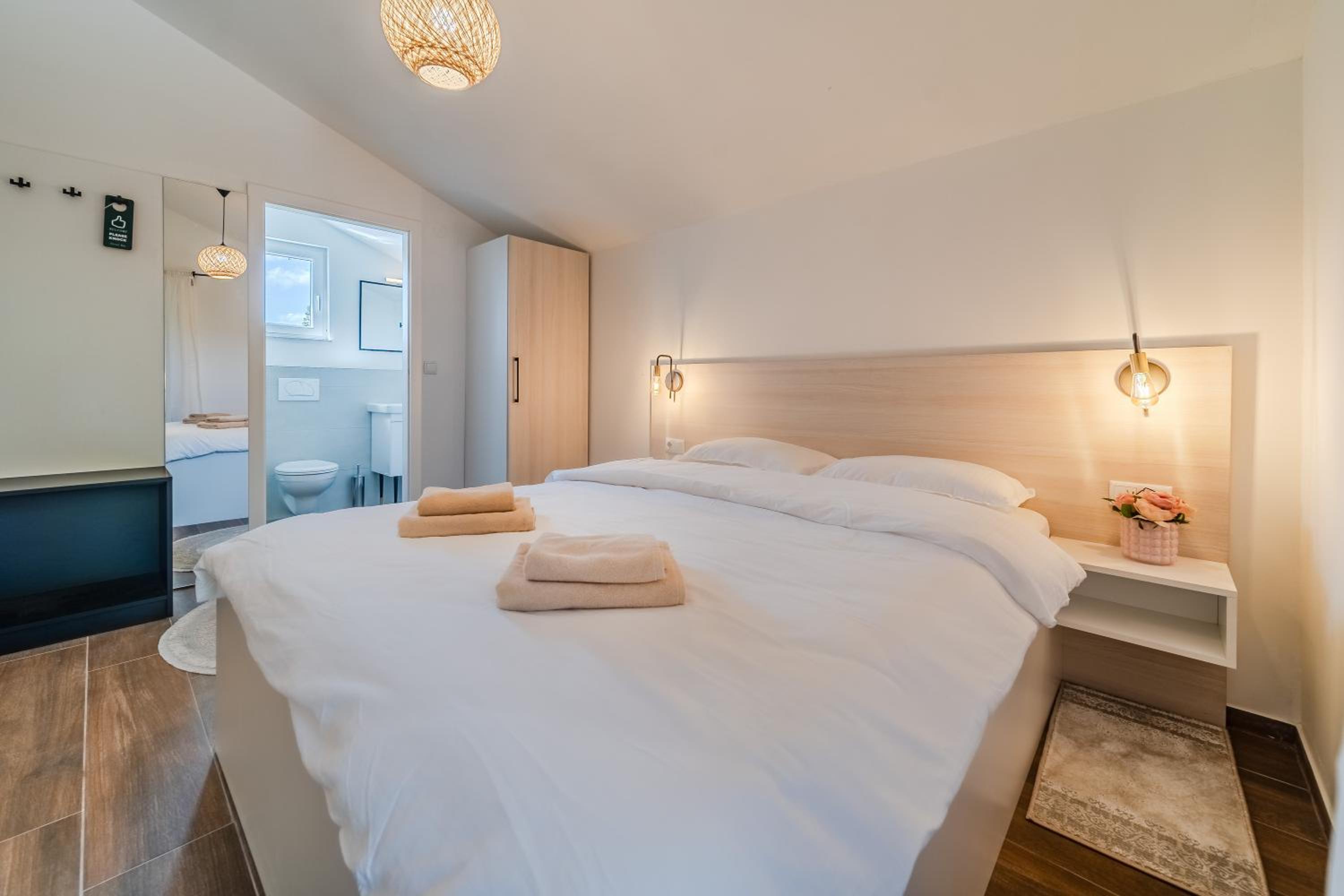 Plitvice Lakes Apartments & Rooms
