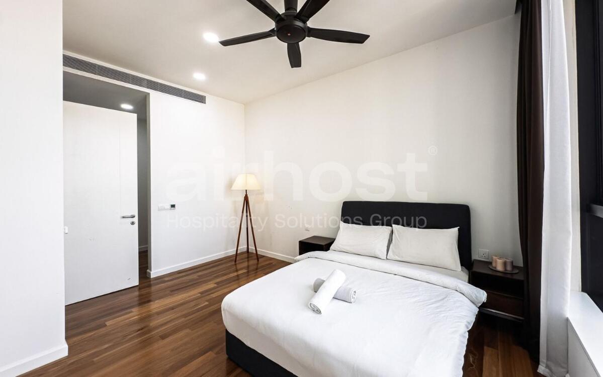 Pavilion Ceylon Hill Bukit Bintang by Airhost