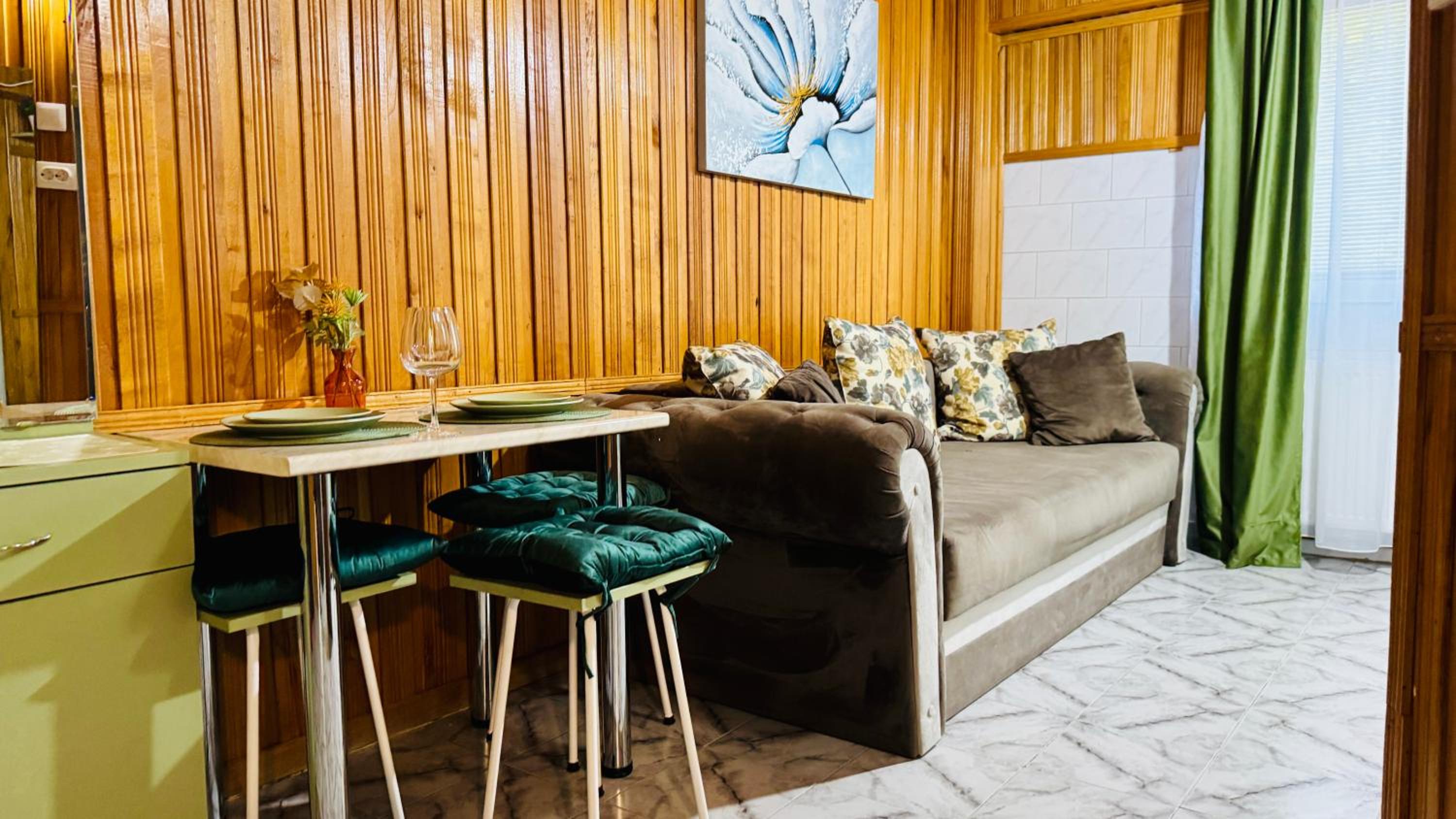 SHoliday 1 Bedroom Balcony &Free Parking