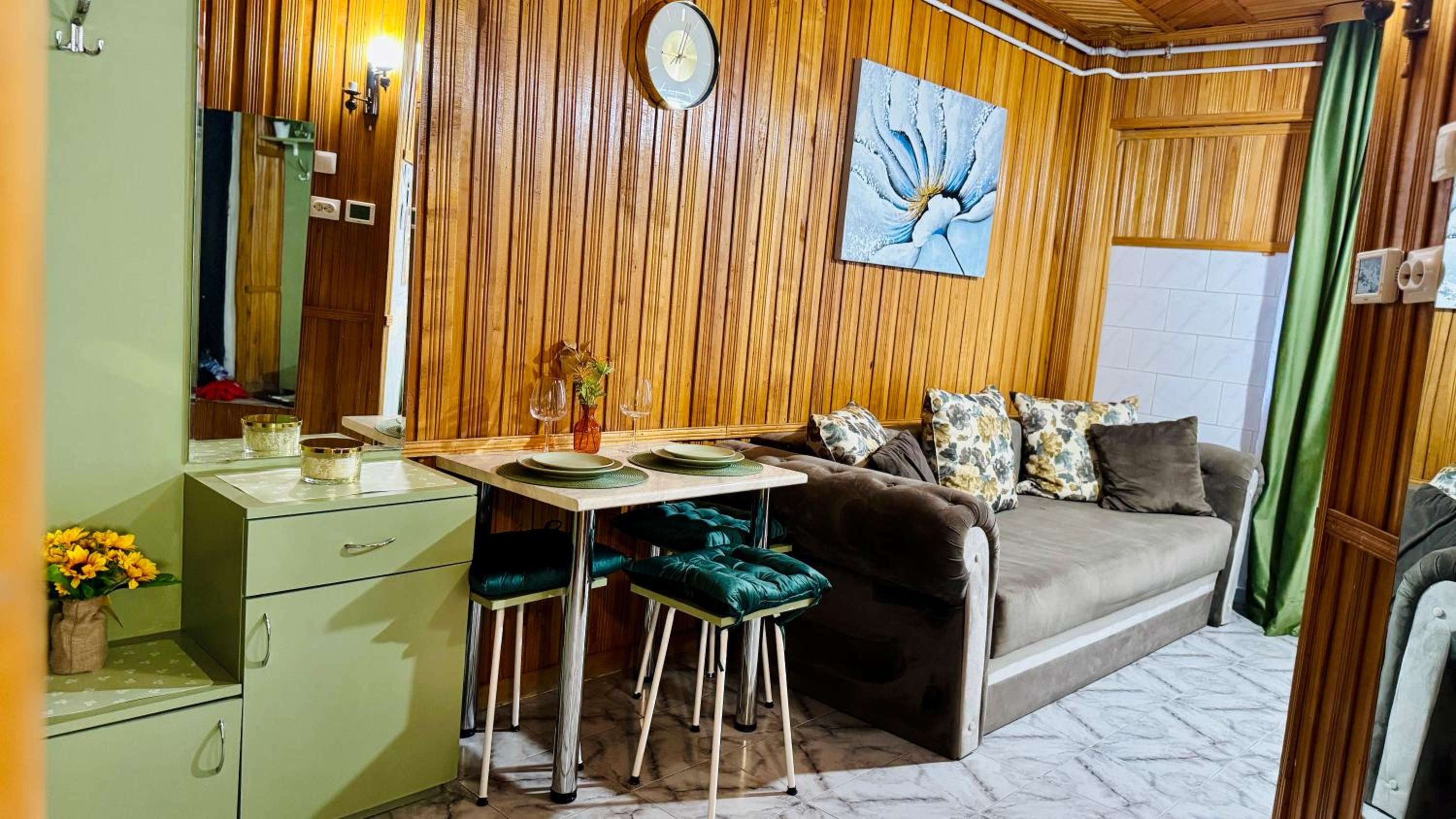 SHoliday 1 Bedroom Balcony &Free Parking