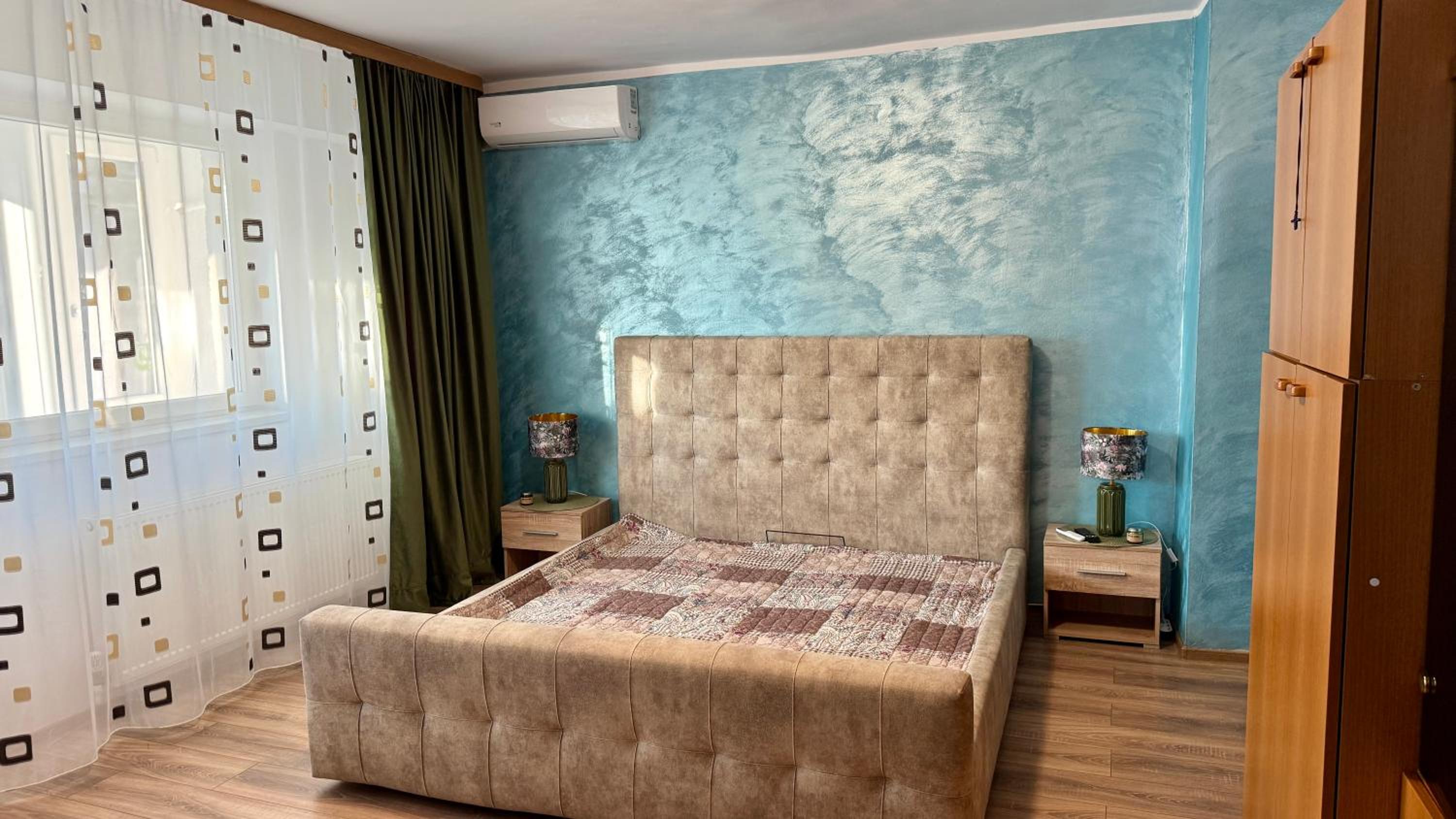 SHoliday 1 Bedroom Balcony &Free Parking