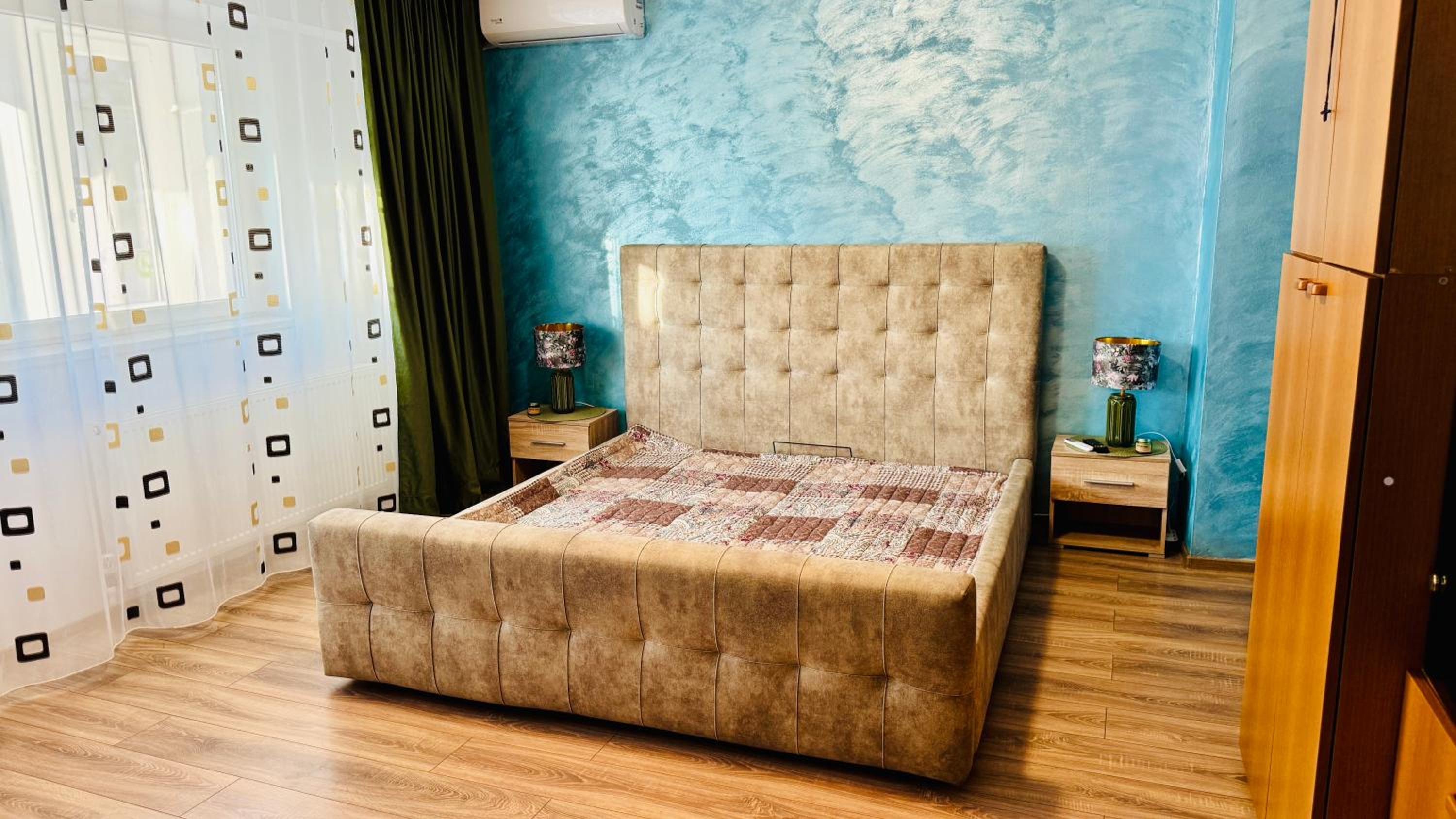 SHoliday 1 Bedroom Balcony &Free Parking
