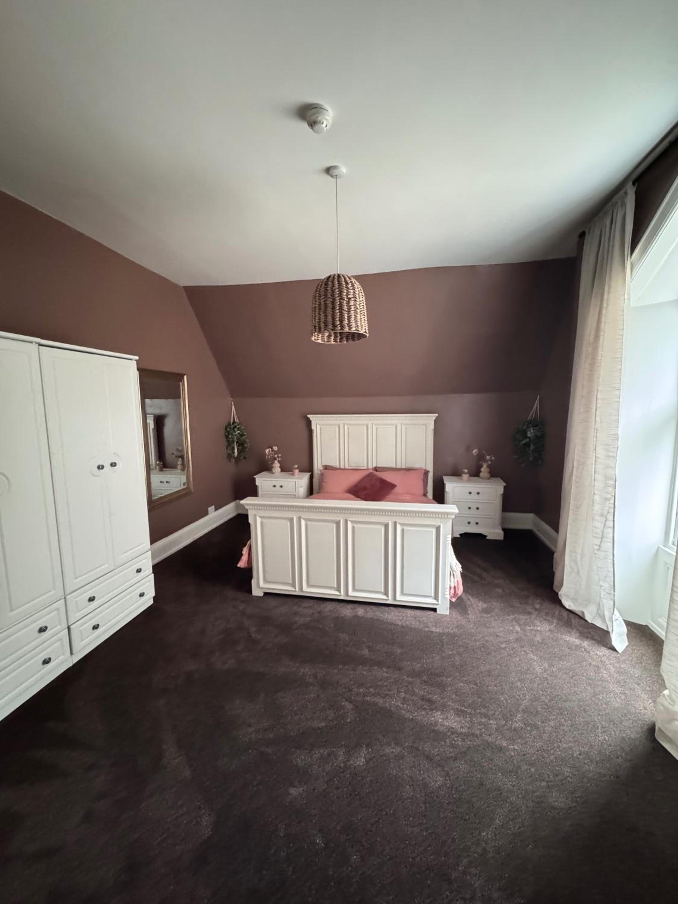 Boutique Apartment - Sleeps 6 & Free Parking
