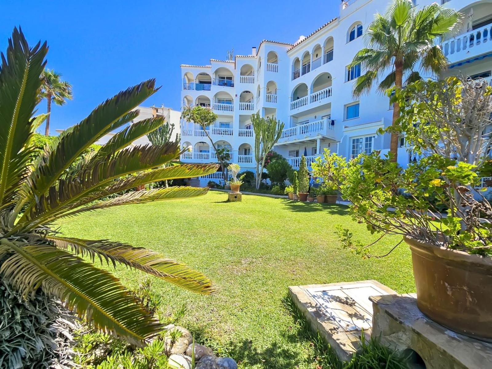 Stella Maris Nerja Beachfront Apartment, Sea View