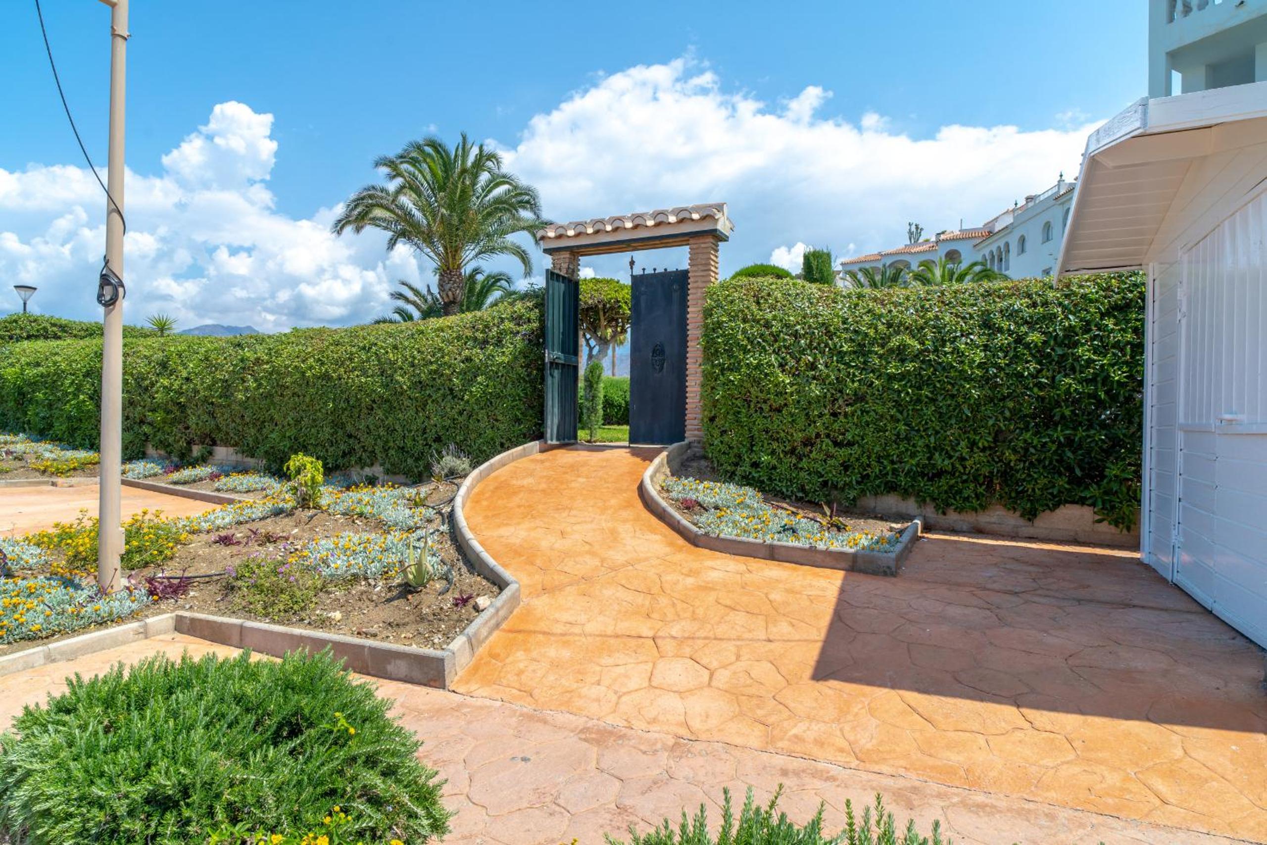 Stella Maris Nerja Beachfront Apartment, Sea View