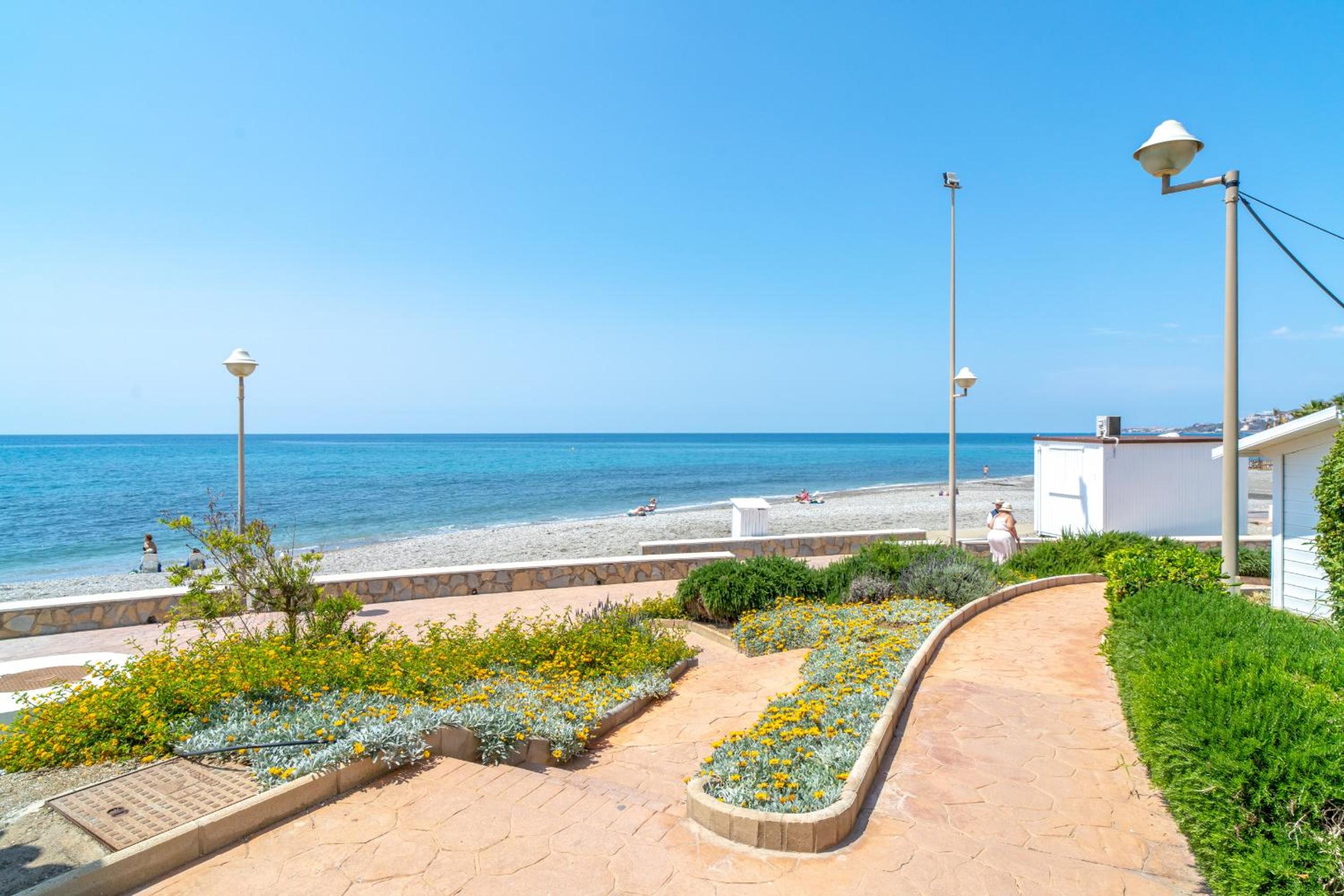 Stella Maris Nerja Beachfront Apartment, Sea View