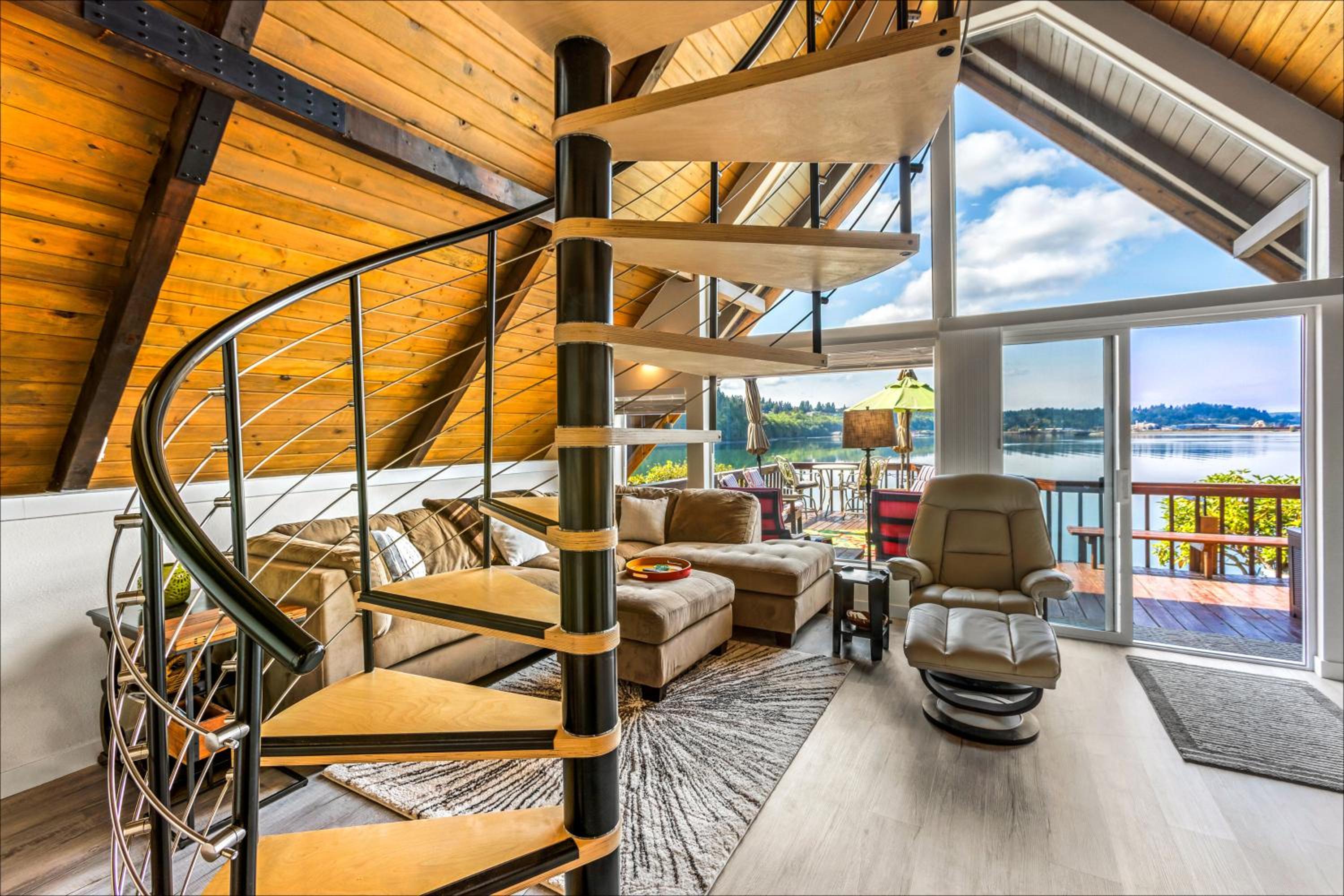 Beautifully Remodeled Beach Front A-Frame