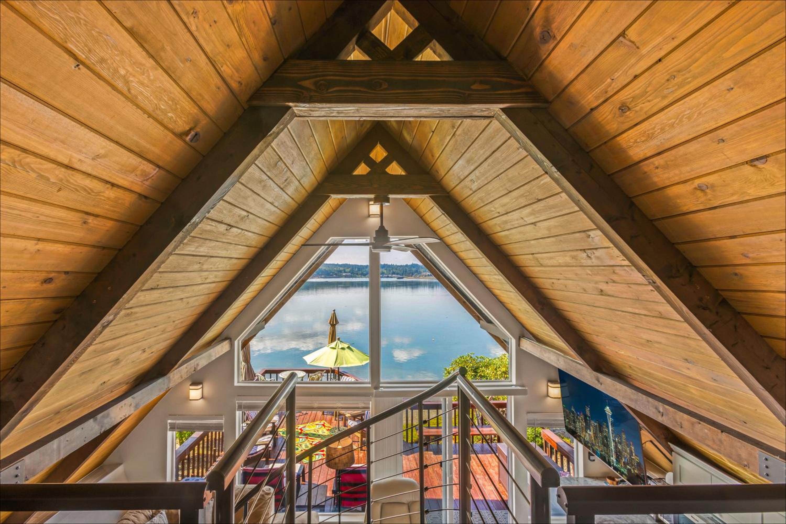 Beautifully Remodeled Beach Front A-Frame