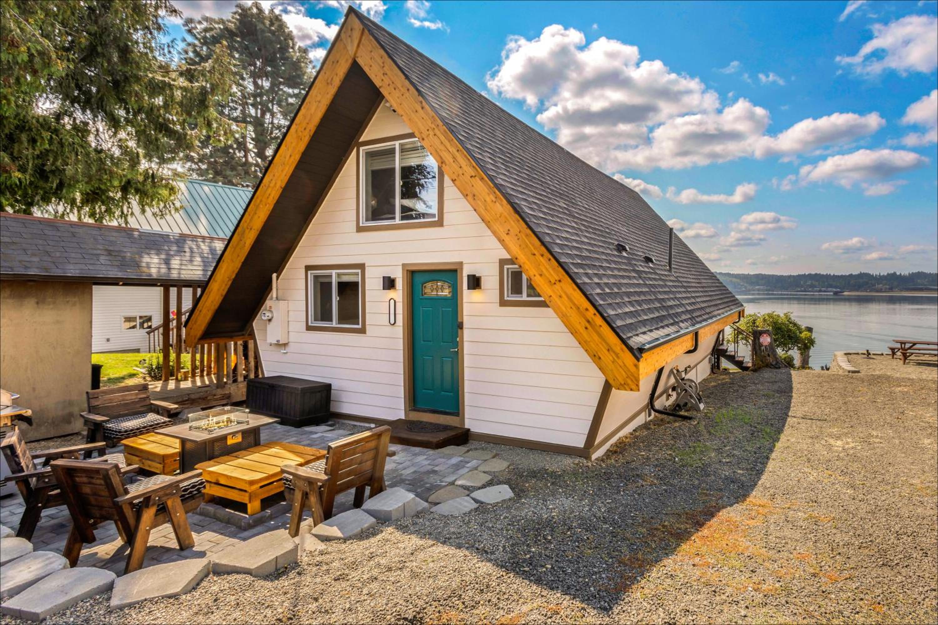 Beautifully Remodeled Beach Front A-Frame