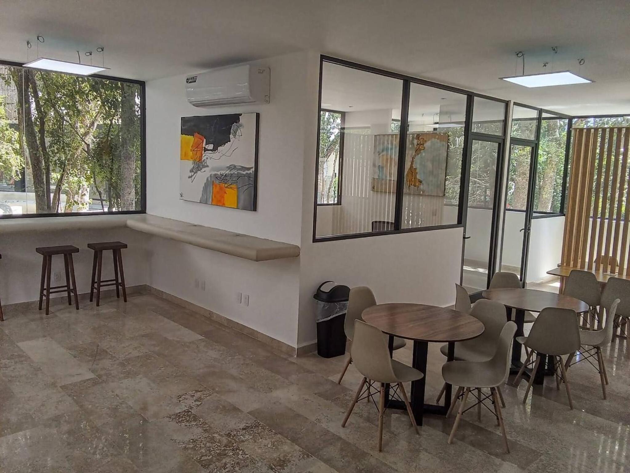 Modern and bright Rooftop pools gym cowork
