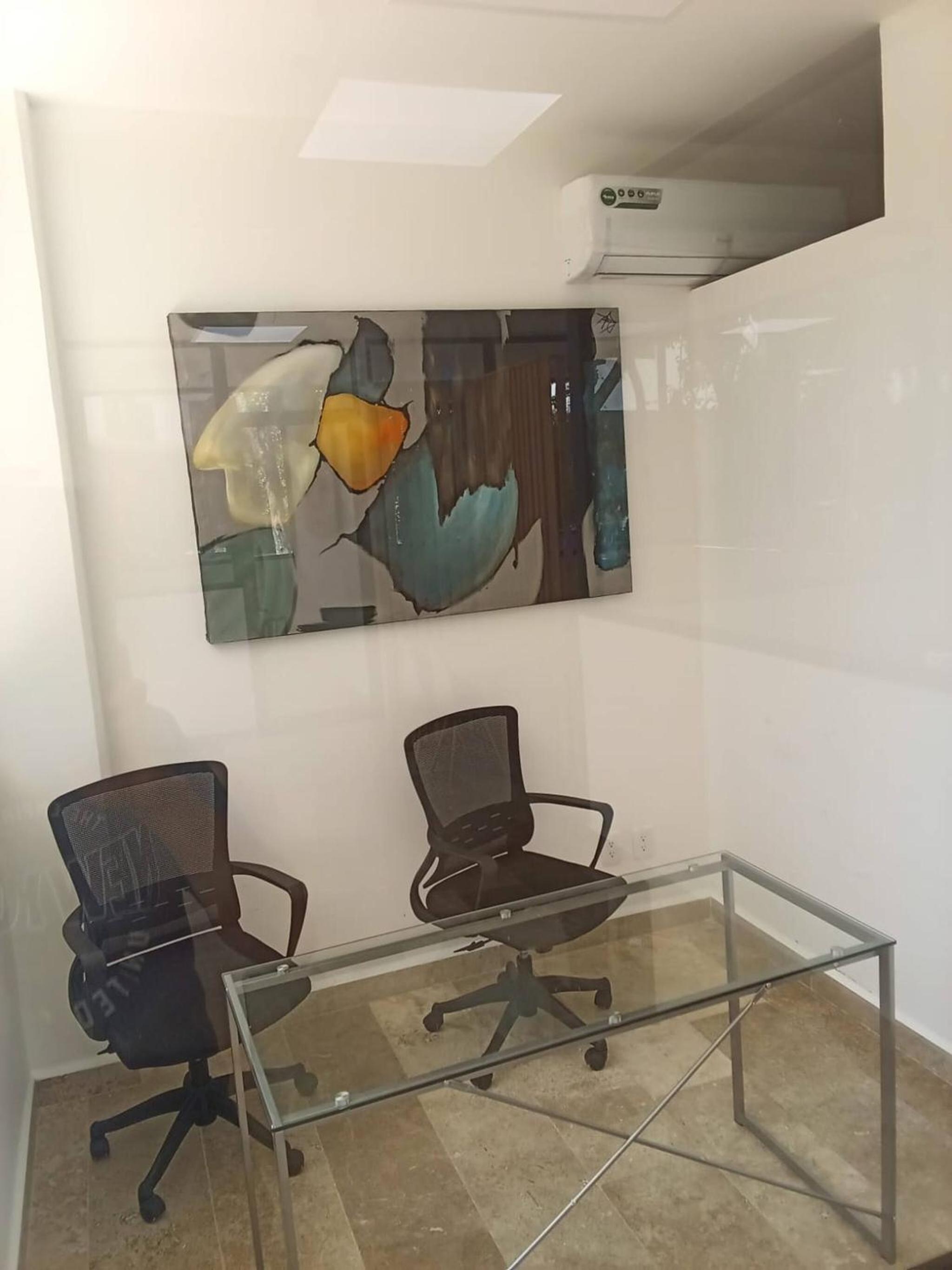 Modern and bright Rooftop pools gym cowork