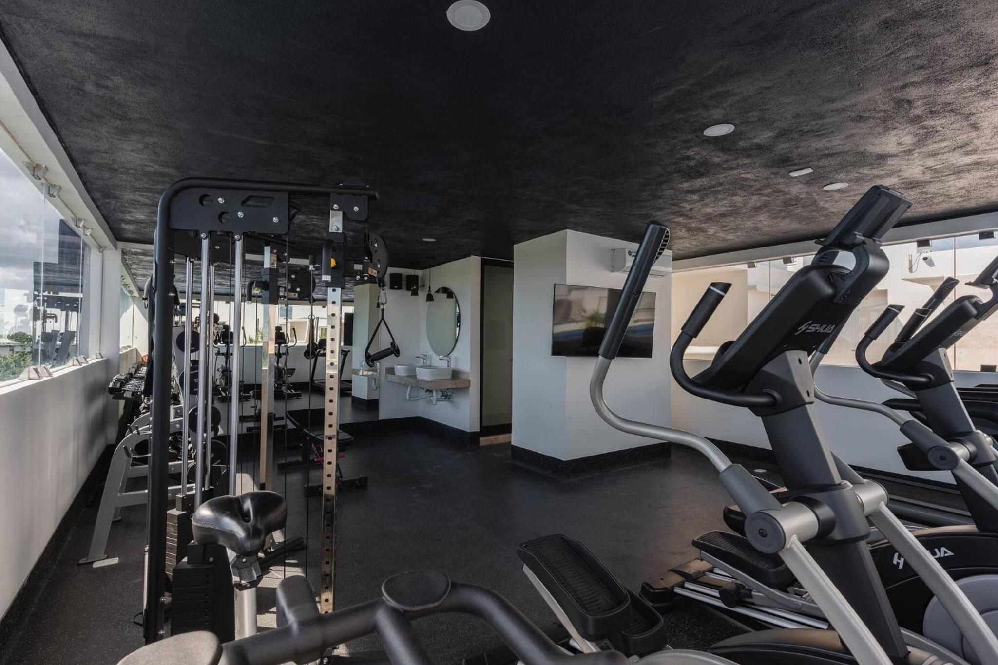 Modern and bright Rooftop pools gym cowork