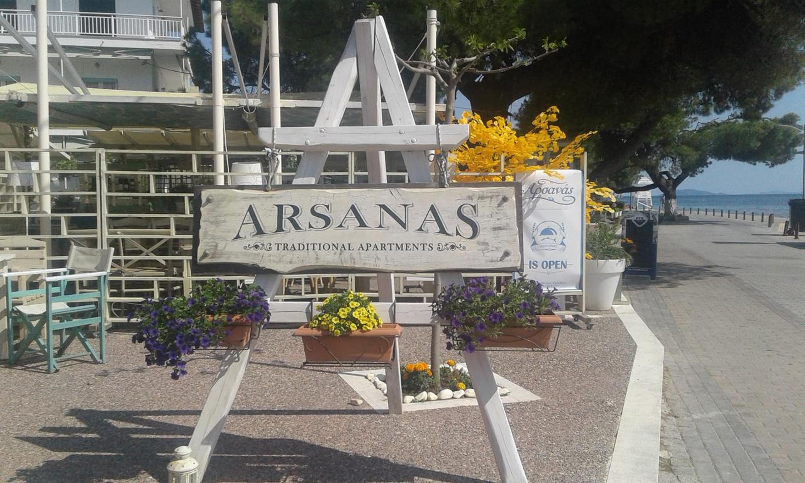 Traditional Arsanas Apartments
