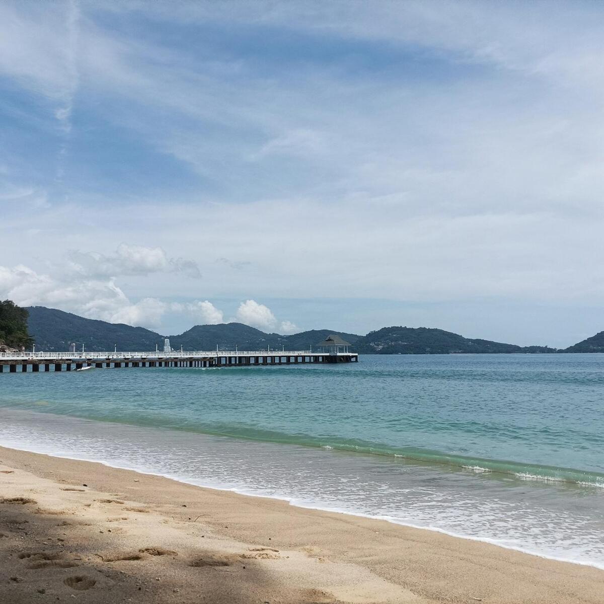 Serenity Escape Seaview 3BR Penthouse with pool