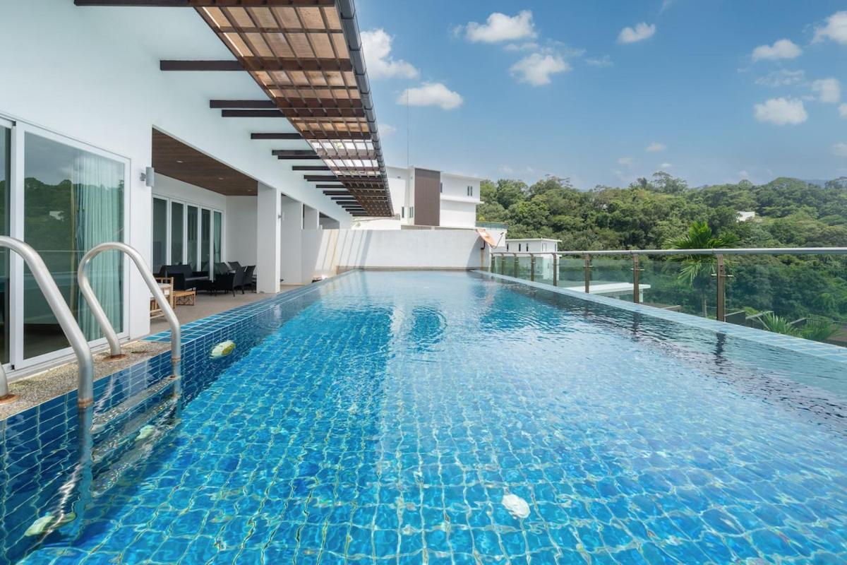 Serenity Escape Seaview 3BR Penthouse with pool