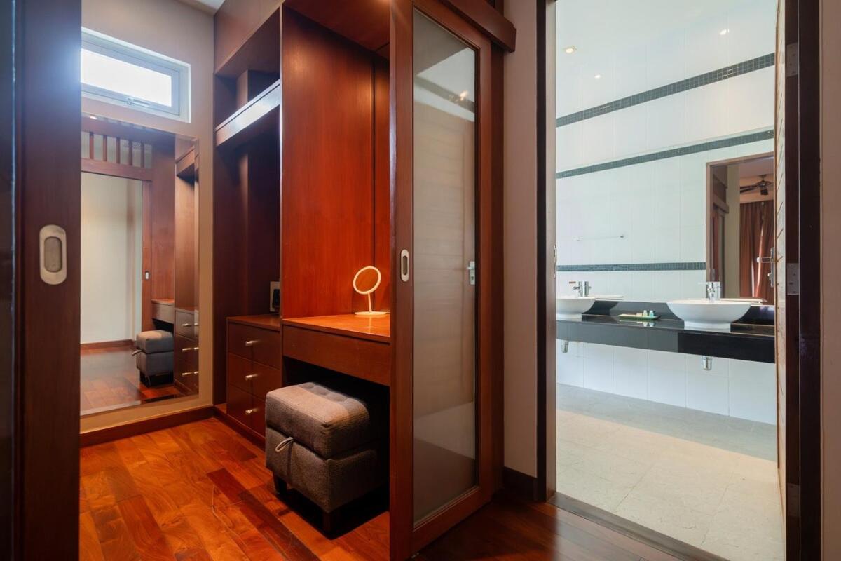Serenity Escape Seaview 3BR Penthouse with pool