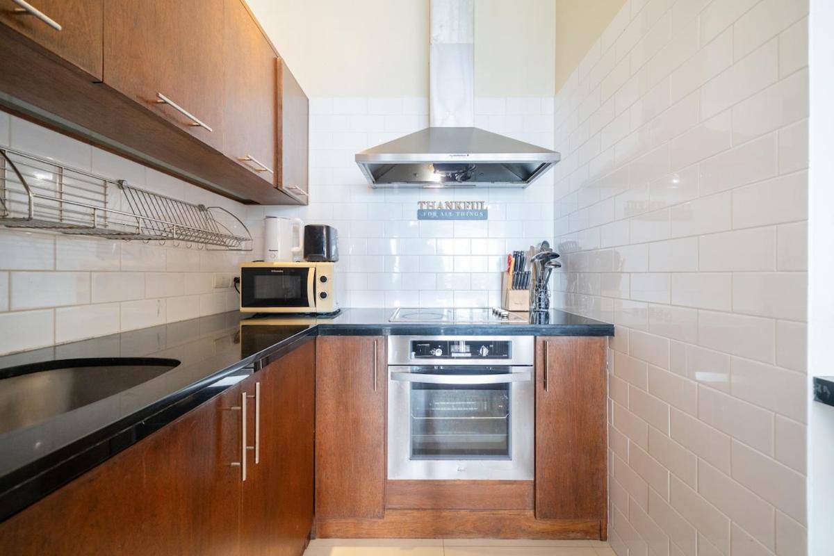 Serenity Escape Seaview 3BR Penthouse with pool