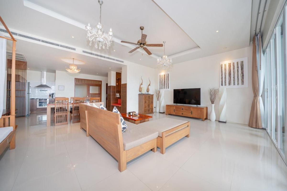 Serenity Escape Seaview 3BR Penthouse with pool